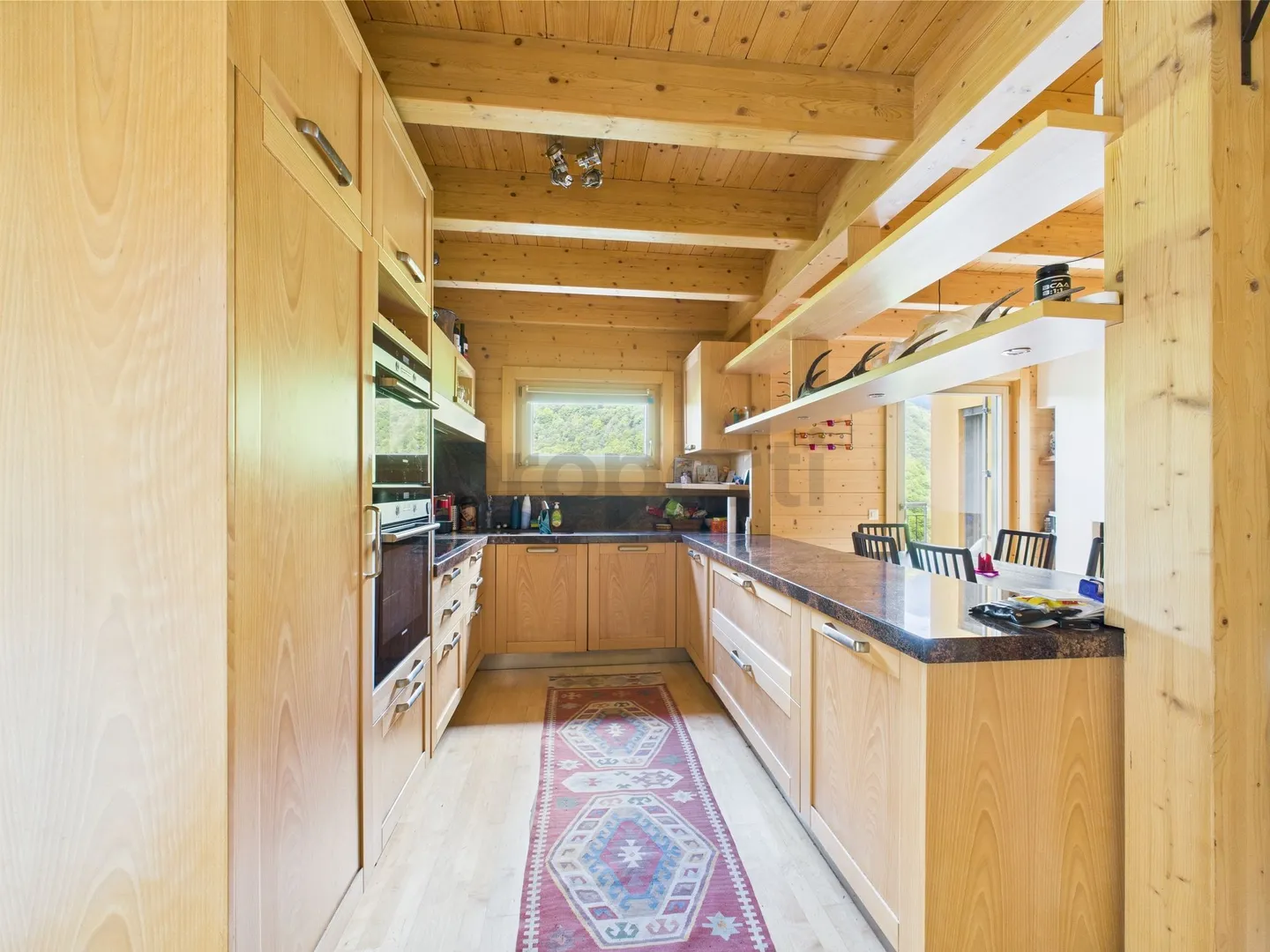 Unique single-family home in Cabbio with 5.5 rooms - Photo 5 of 13