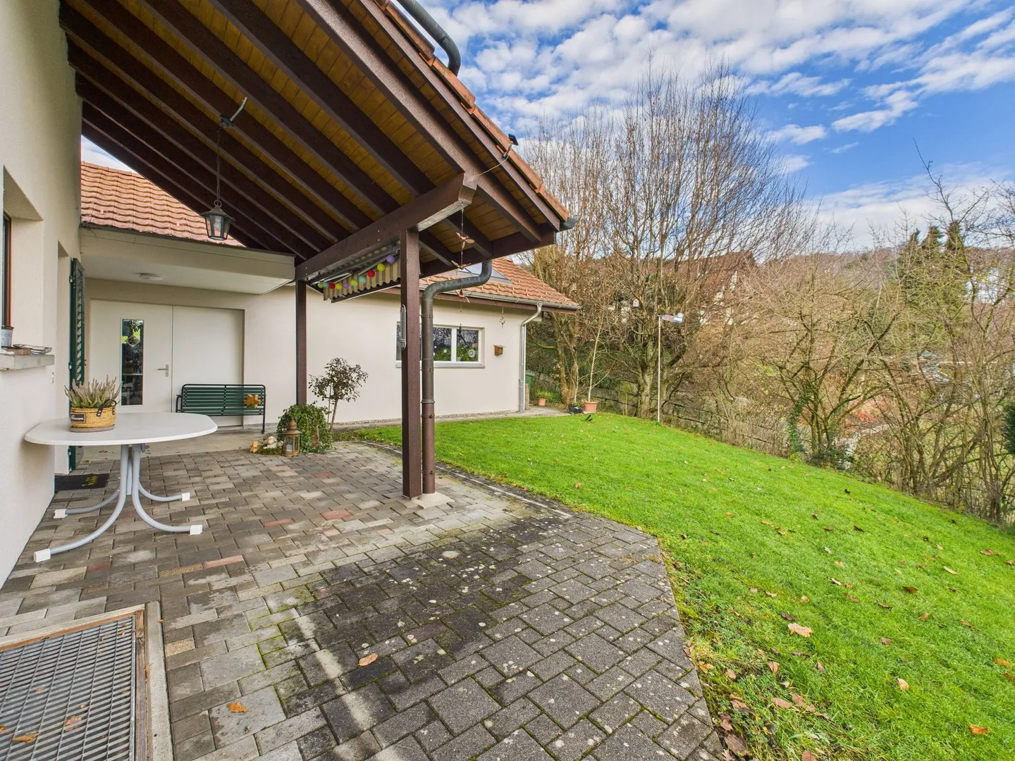 Impressionante casa unifamiliare con grande giardino a Dagmersellen, Canton LU - Foto 5 di 13