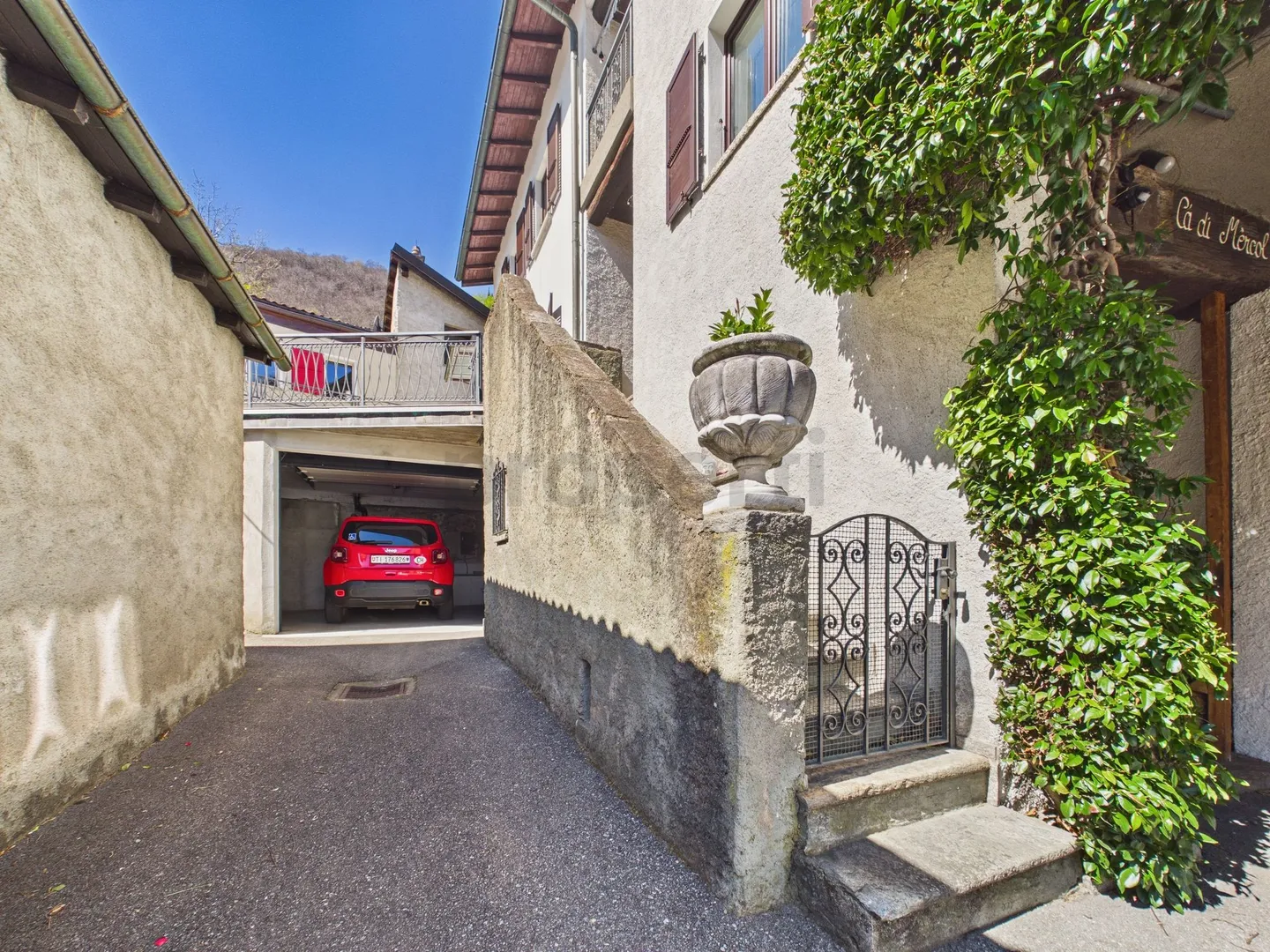 Elegantes Einfamilienhaus mit 4,5 Zimmern und Garage im Zentrum von Gravesano - Foto 11 von 13