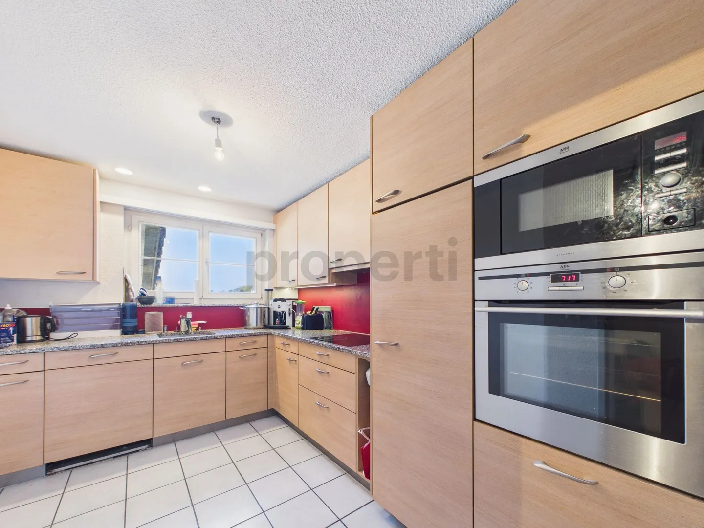 Maison de ville spacieuse de 6,5 pièces dans une tranquillité rurale - Photo 4 sur 13