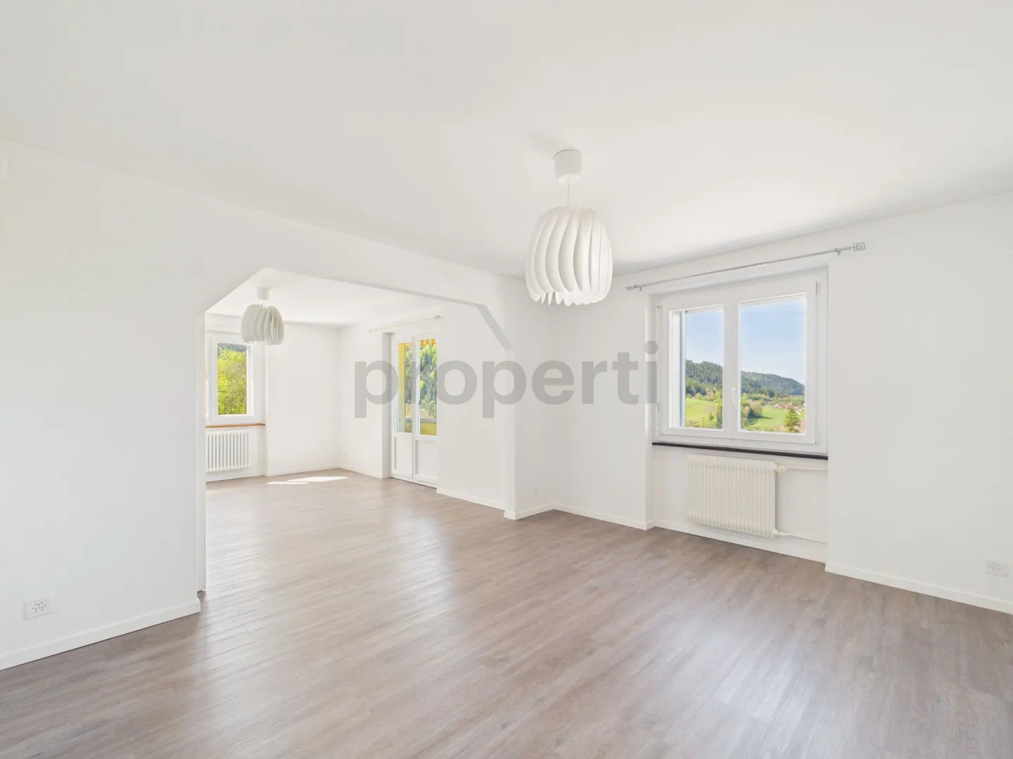 Charming 3.5 rooms in a peaceful living environment between nature and comfort - Photo 4 of 9