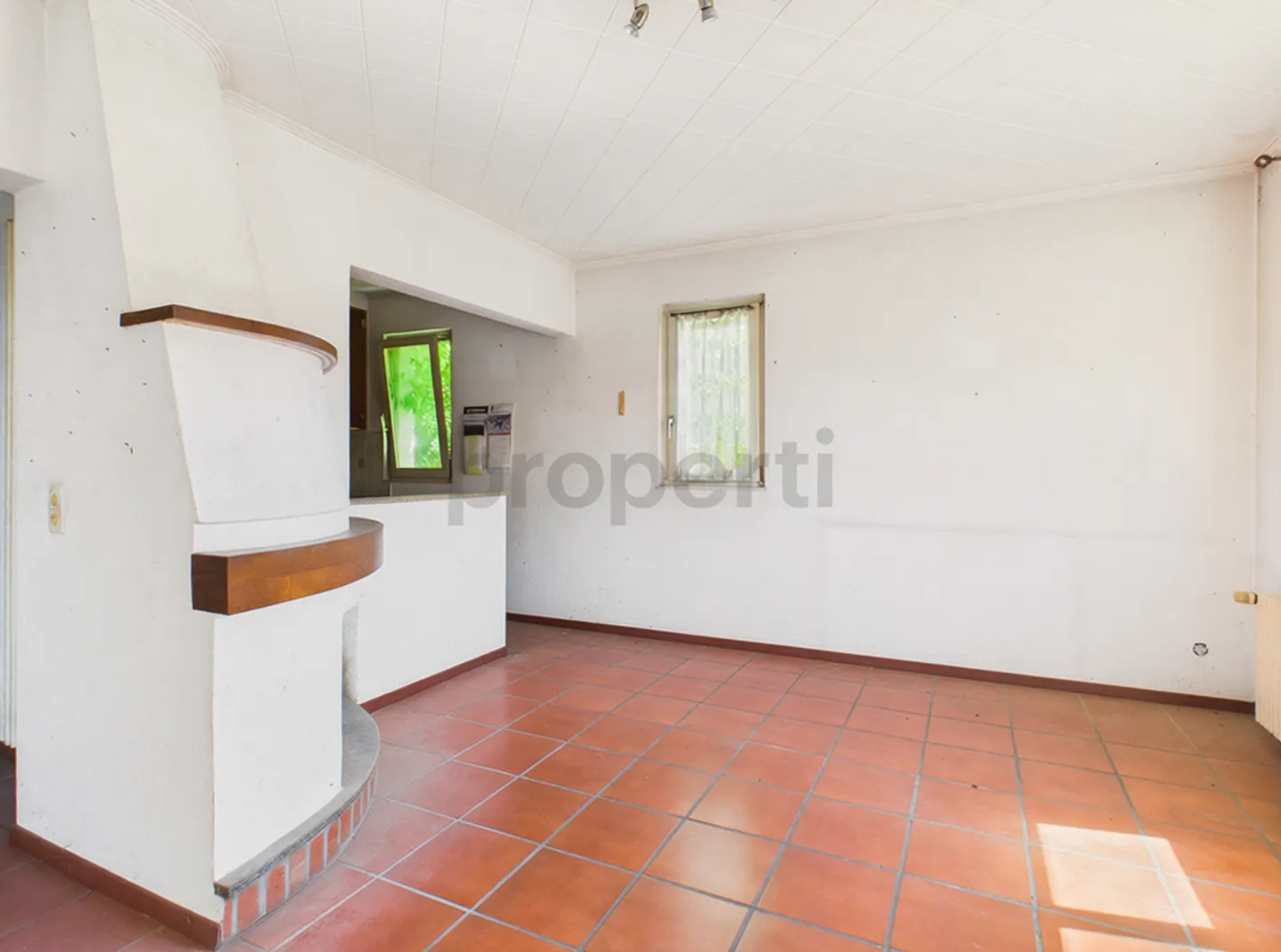 Elegante villa 4 locali con balcone ristrutturata, Agno - Photo 3 sur 10