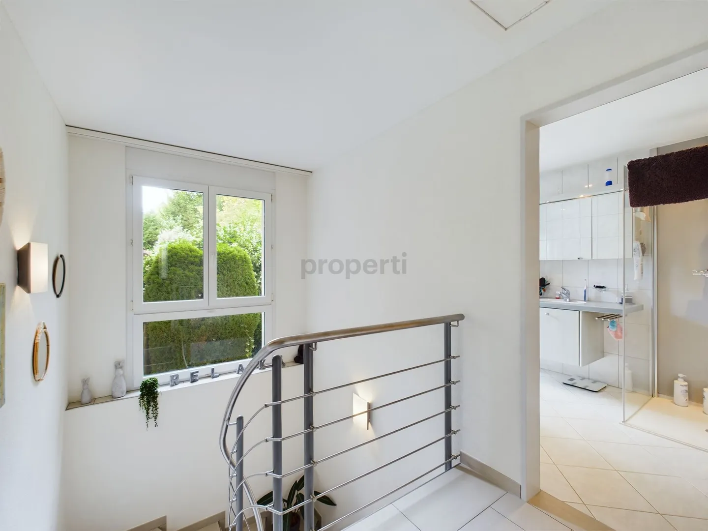 3.5-Room Terrace Apartment with Stunning View in Speicher - Photo 5 of 11
