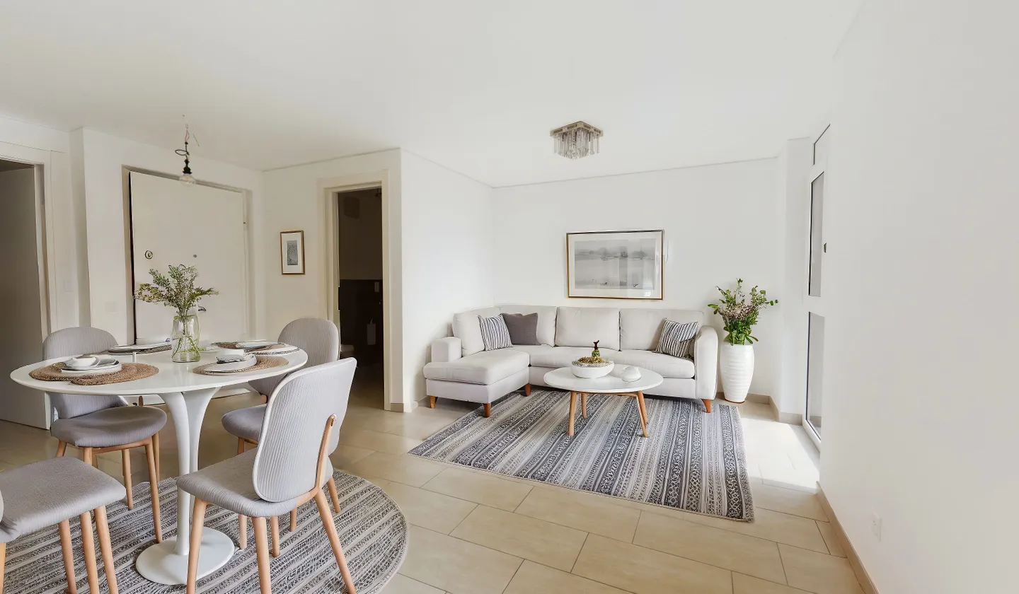 Elegant 2.5-room apartment in Lugano - Photo 1 of 8