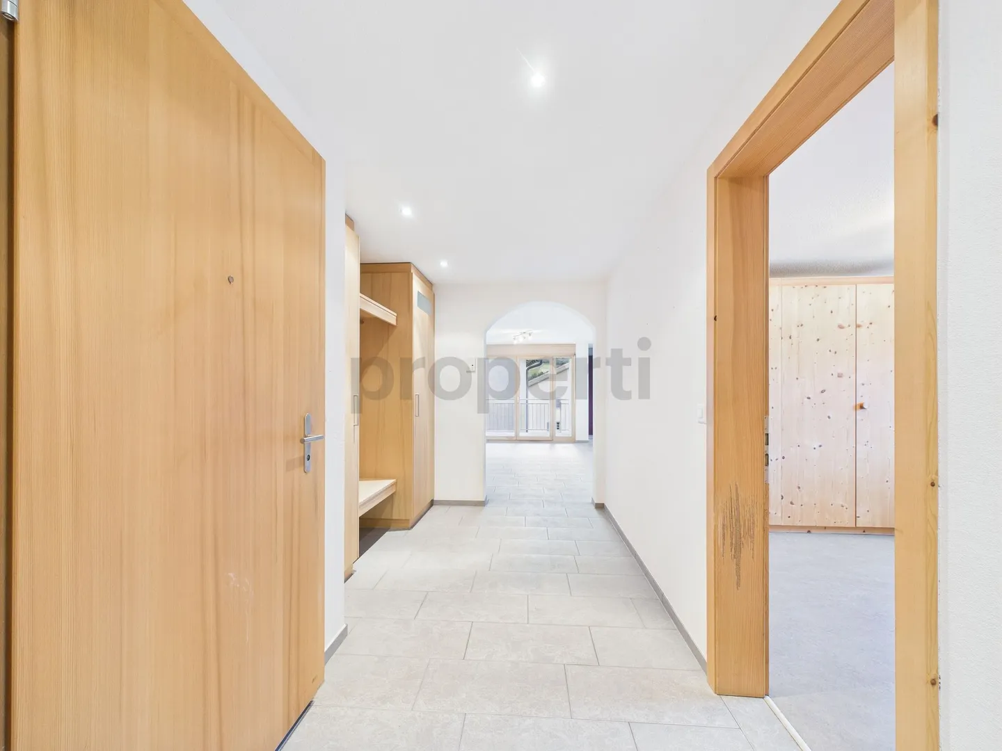 Bright and cozy 3.5-room apartment in Zillis, Canton of Graubünden - Photo 8 of 11