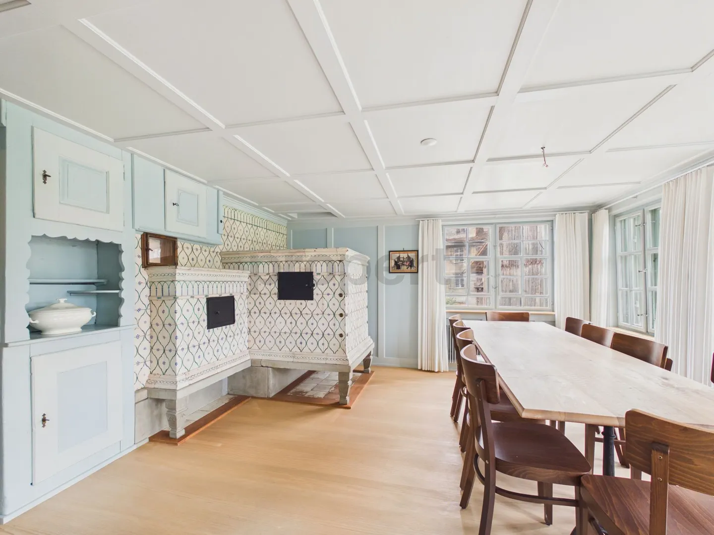 Professionally Restored Timber House, Historical Flair & Great Development Potential! - Photo 5 of 13