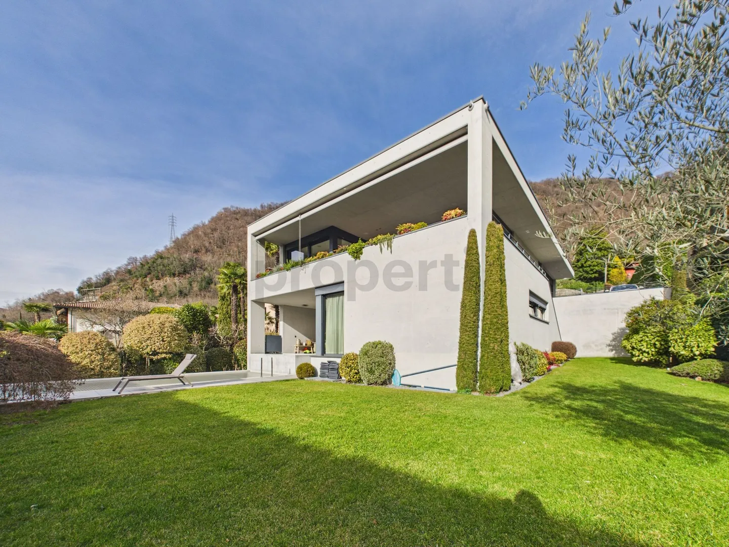 Moderne und elegante Villa mit 5,5 Zimmern, Morcote - Foto 2 von 13