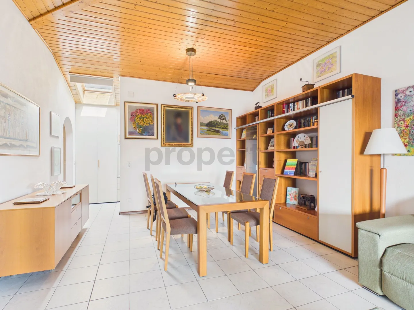 Elegant three-room apartment with cellar, Vacalo - Photo 2 of 12