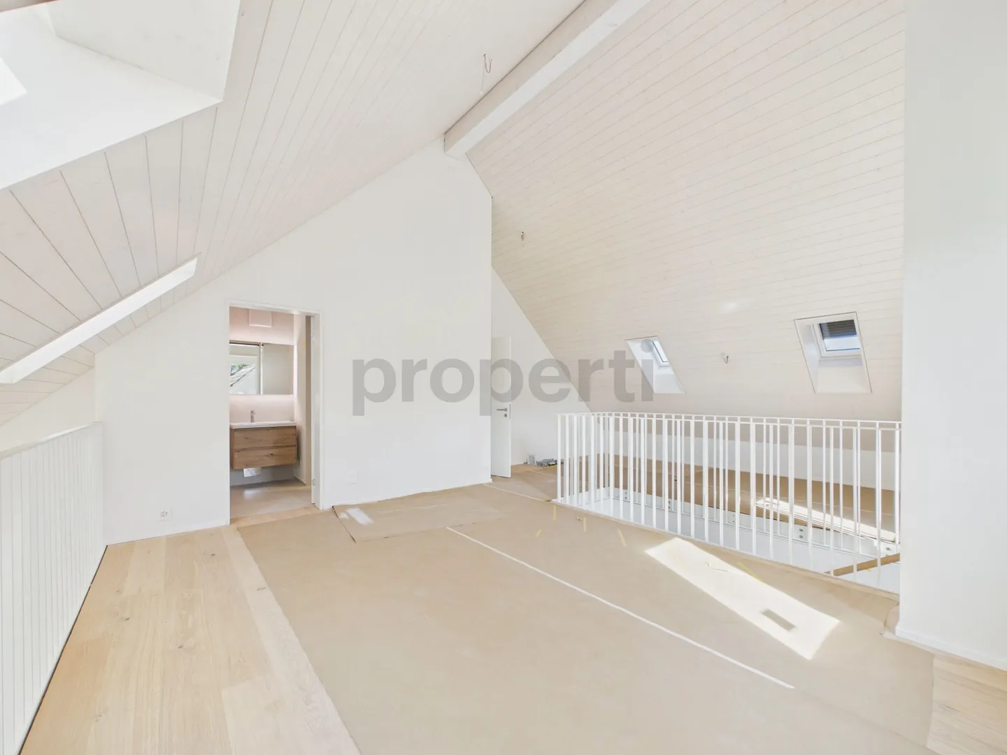 Exklusive 4.5-Zimmer-Galeriewohnung - Foto 8 von 13