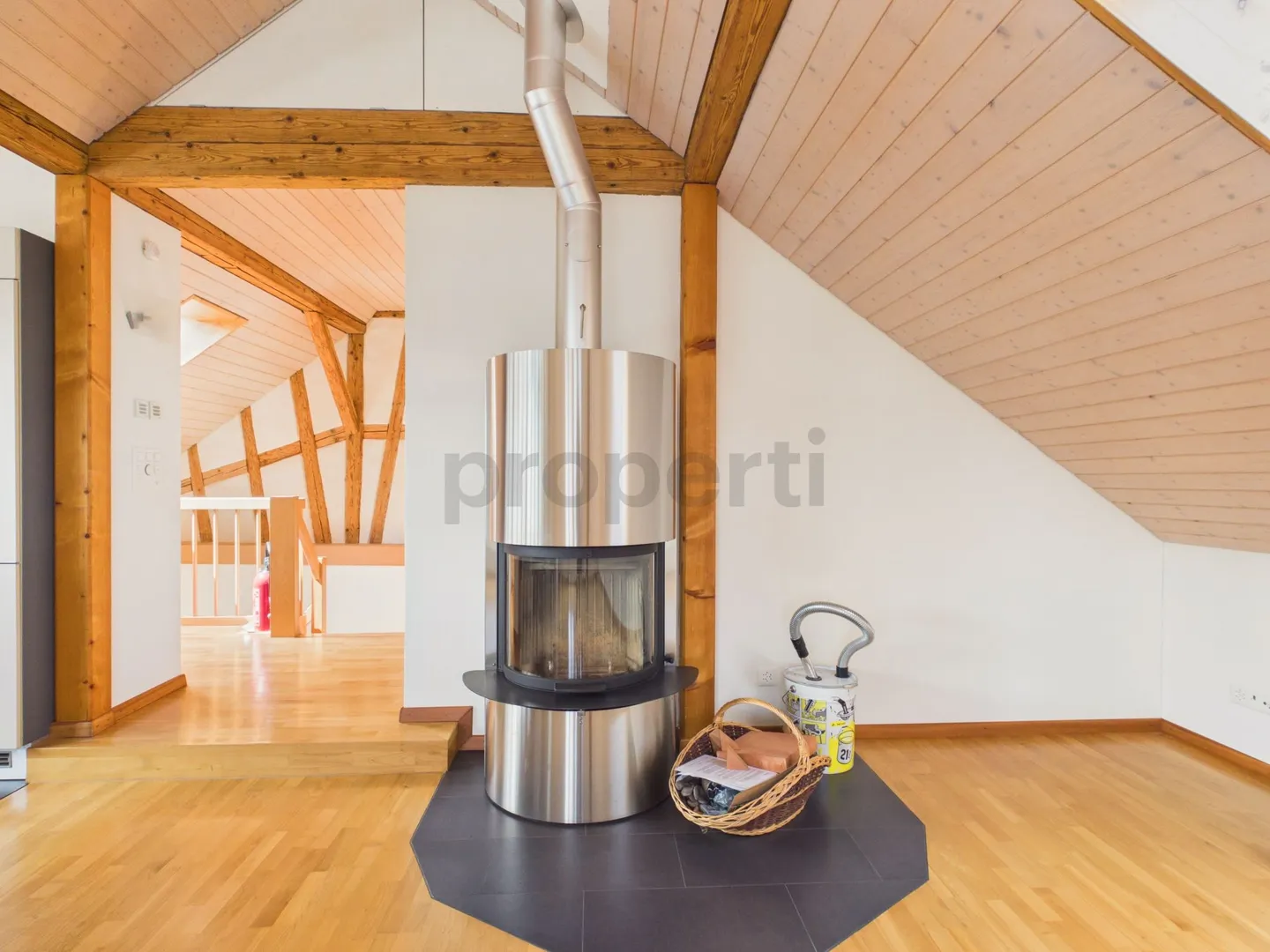 Moderno appartamento mansardato di 3.5 locali con balcone, Obfelden - Foto 6 di 13