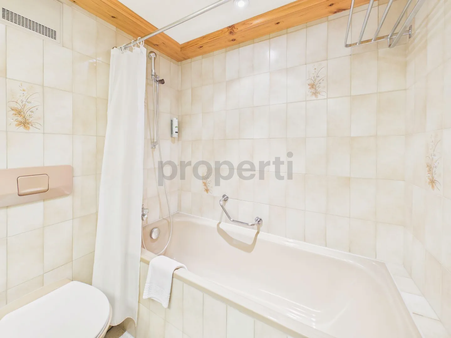 Bright 1.5-room apartment with balcony, Davos Dorf - Photo 8 of 13