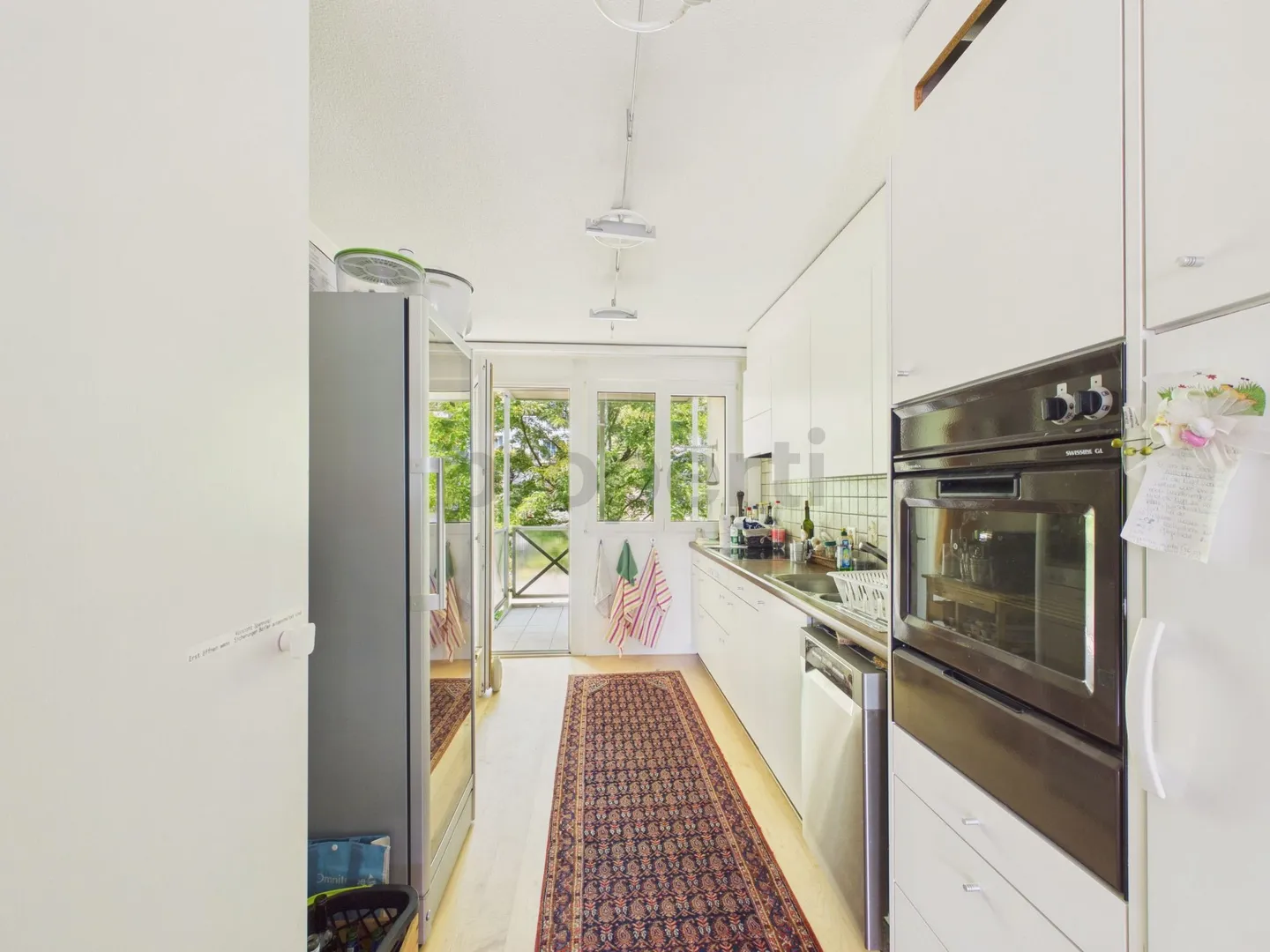 Geräumige Familienwohnung mit Balkonen - Foto 5 von 13