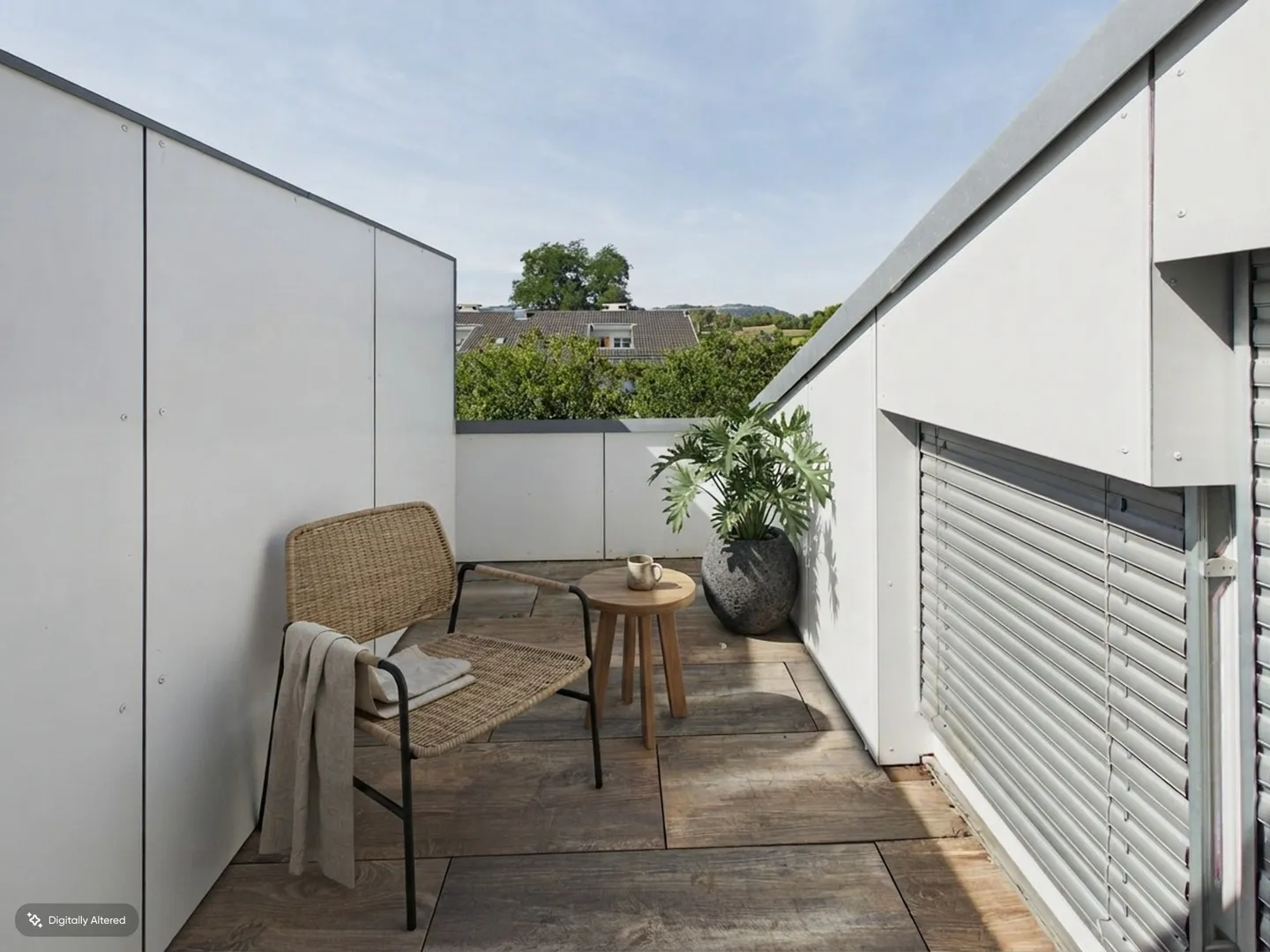 Maisonette Dream on Two Levels: Renovated in 2020 with Underfloor Heating, Balconies, and Parking Space - Photo 10 of 12