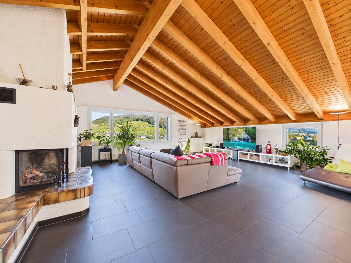 Exclusive Attic Penthouse with Dream Terraces - Panoramic View over the Rooftops - Photo 1 of 13