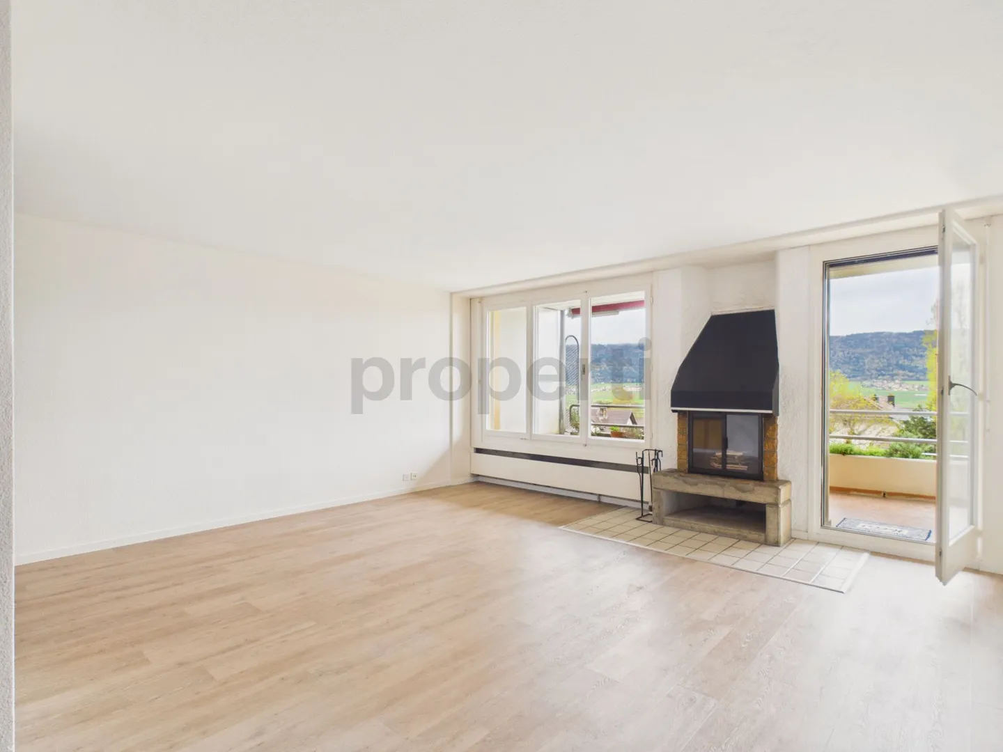 Spacieuse 4.5 pièces  maisonette avec balcon, Val-de-Ruz - Foto 1 di 11