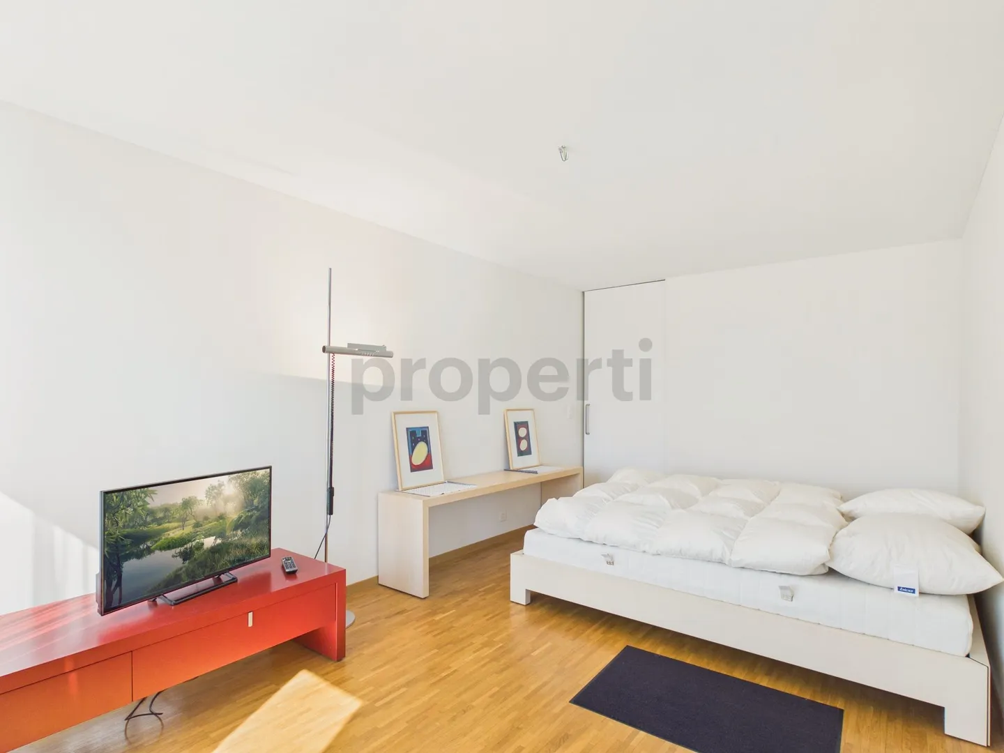 2.5-room apartment with terrace and close to the train station in Mammern - Photo 9 of 13