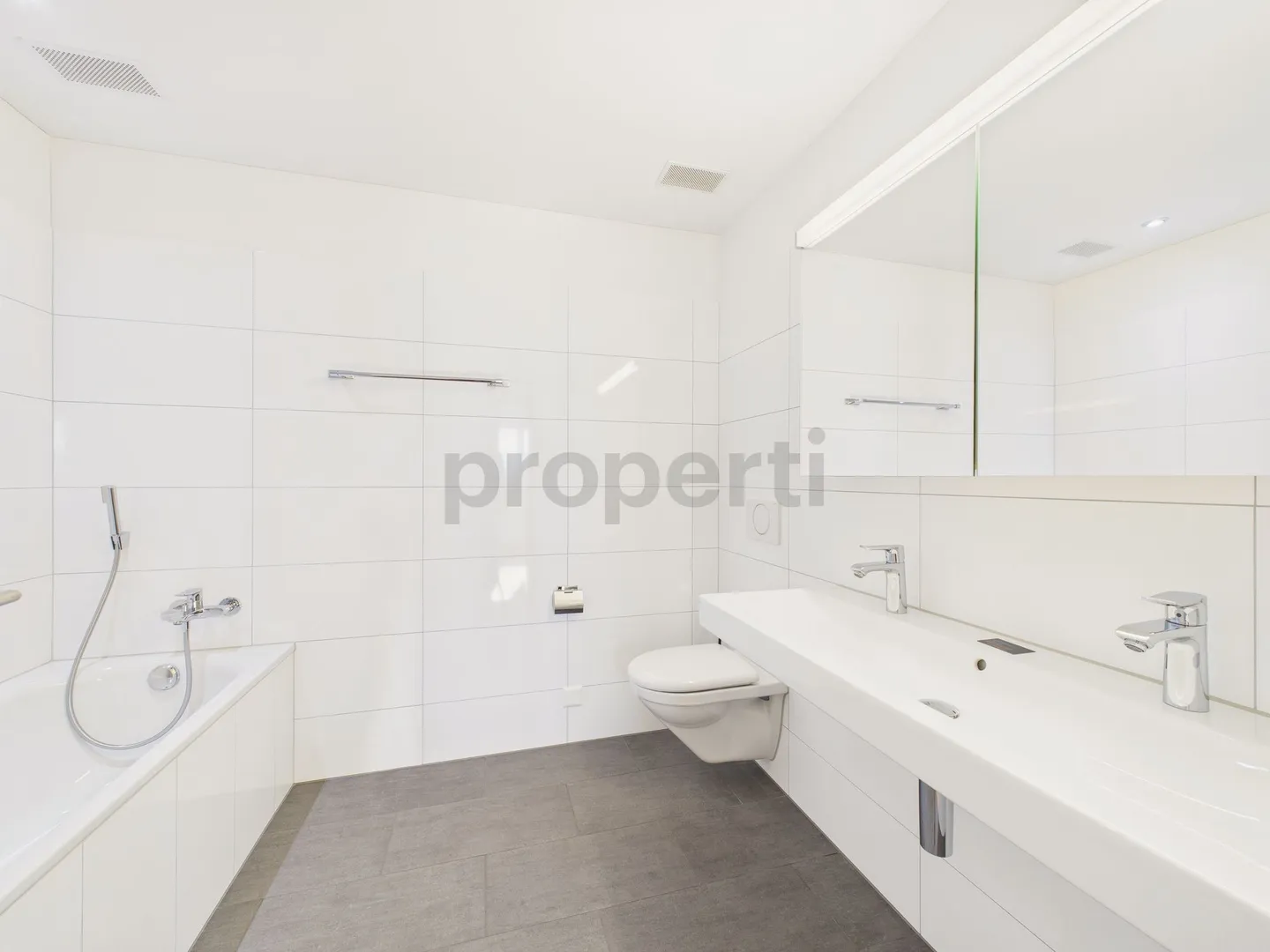 Appartement moderne de 4,5 pièces avec balcon, Ufhusen - Photo 7 sur 10