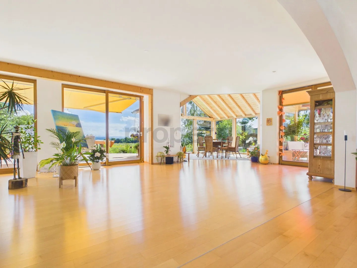 Elegant Single Family Home in Thurgau - Photo 4 of 13