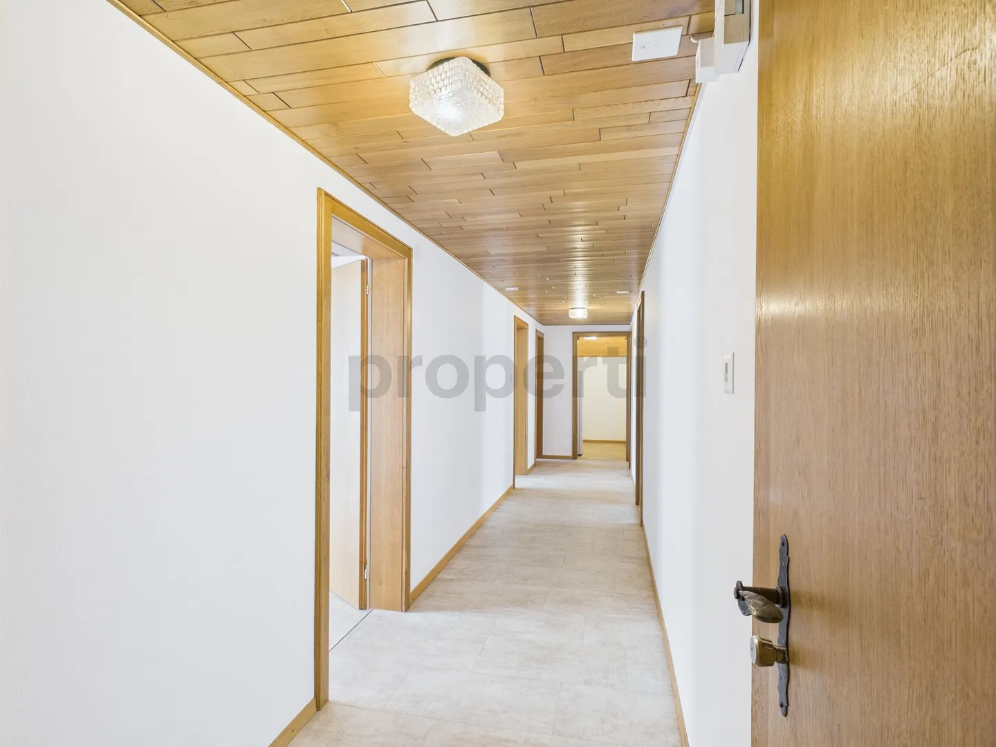 Your retreat with breathtaking mountain scenery - Photo 9 of 11