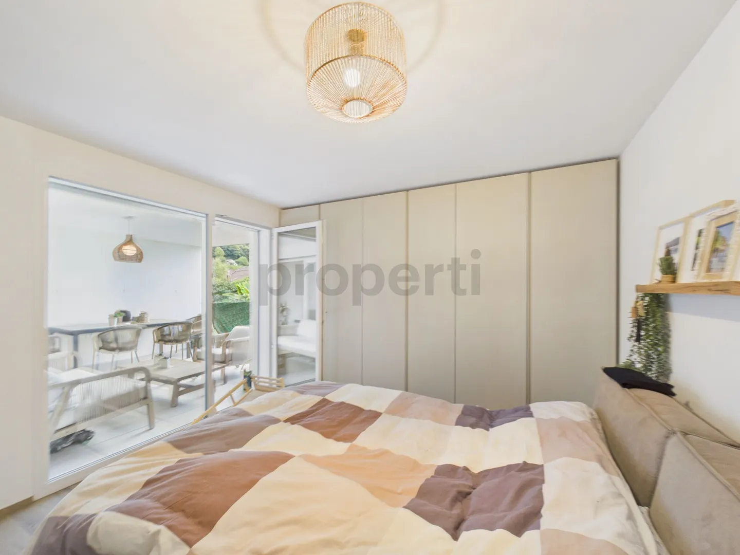 Jardin Privé de 122 m², Grande Terrasse Couverte & Exposition Sud ! - Photo 5 sur 13