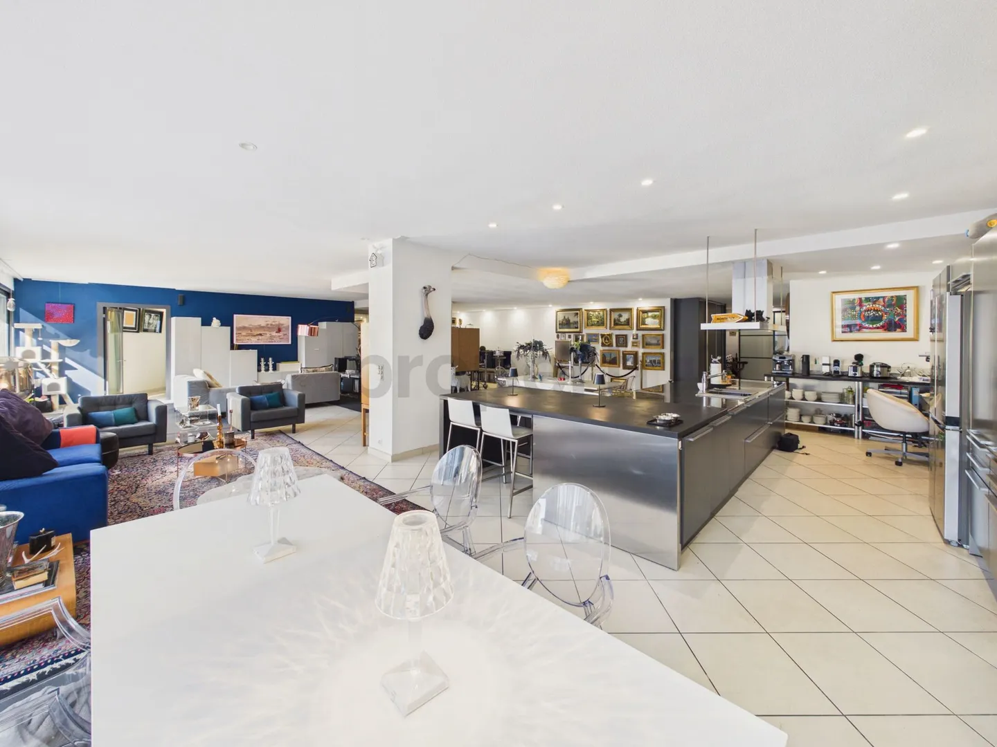 Mehr als 288 m² Wohnfläche & Top-Lage im Herzen von Montreux! - Foto 4 von 13