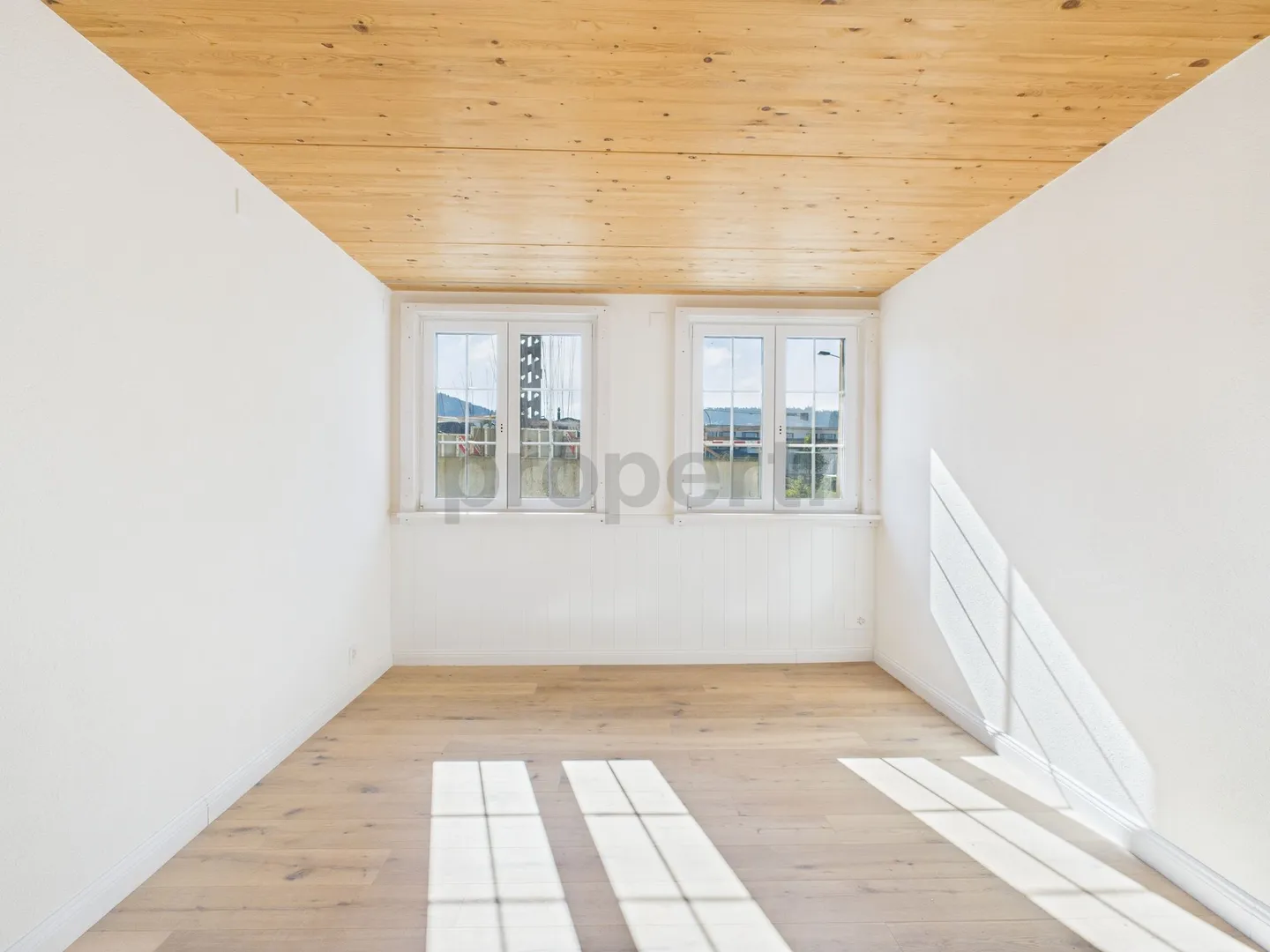 Brand New 3.5 Room Ground Floor Apartment with Historical Charm - Family-Friendly & Age-Appropriate in Grossdietwil LU - Photo 5 of 9