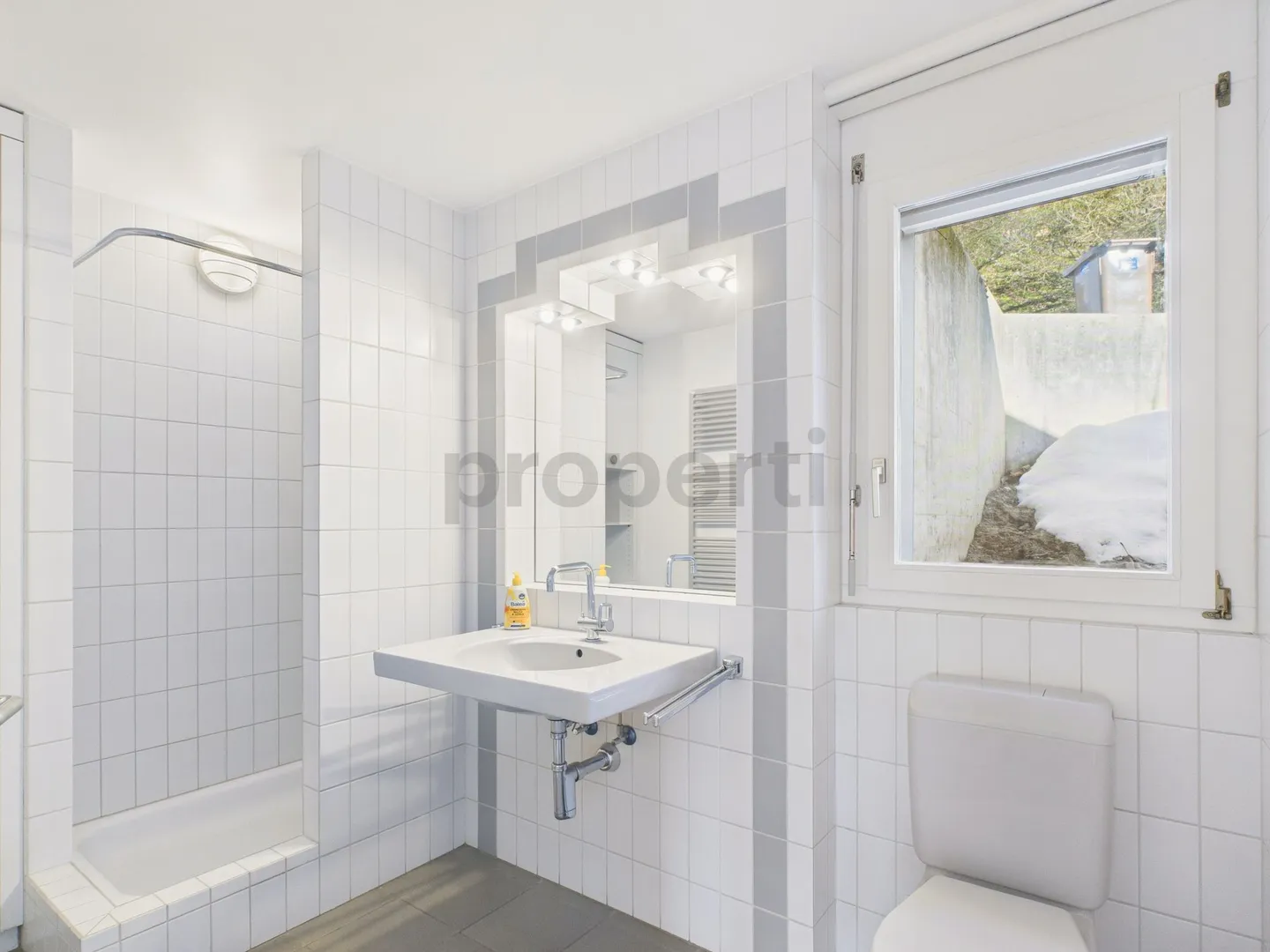 Modernes Einfamilienhaus in Adligenswil - Foto 12 von 13