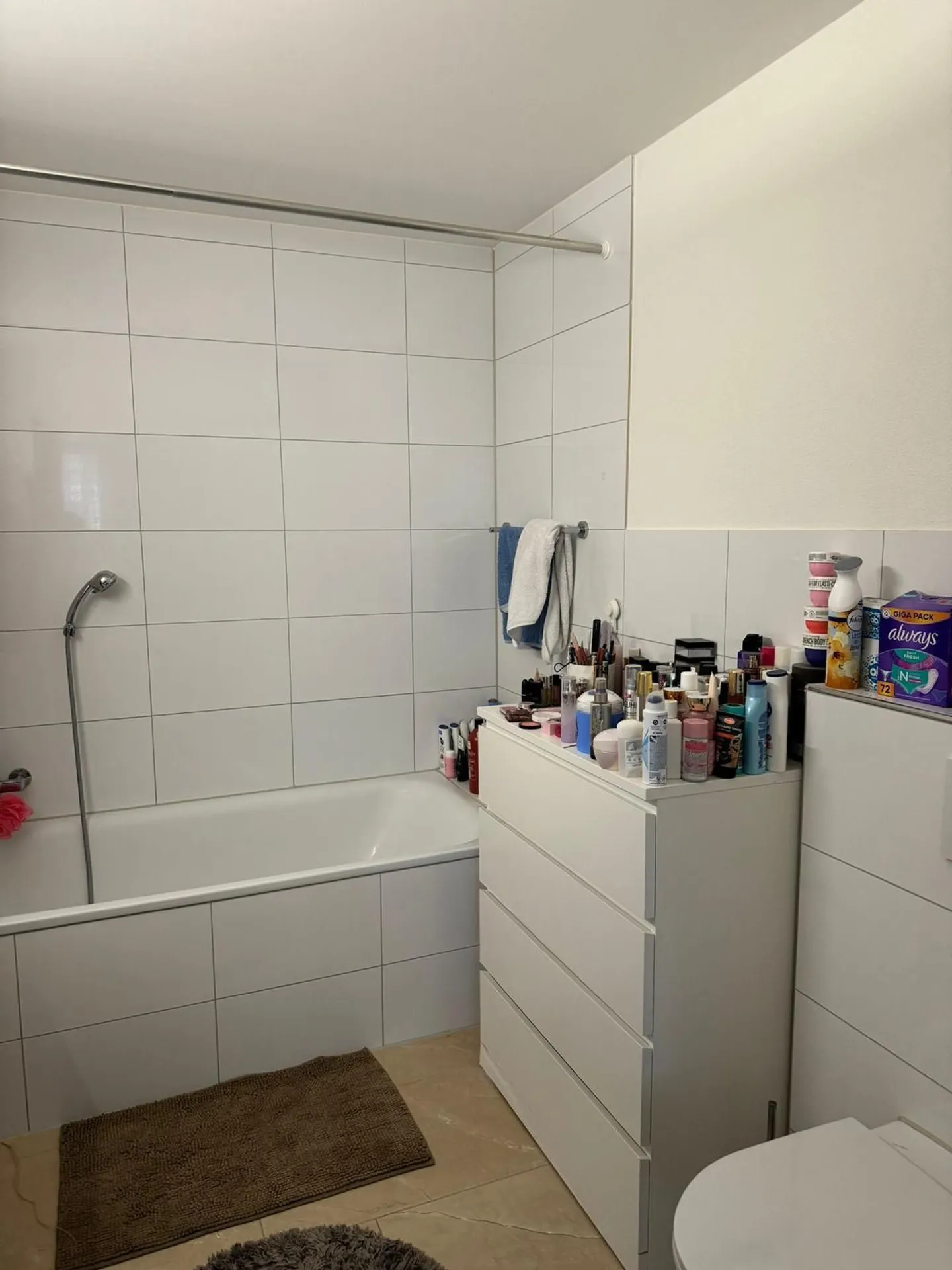 Moderne 4.5-Zimmer-Wohnung mit Balkon, Hunzenschwil - Photo 7 sur 10