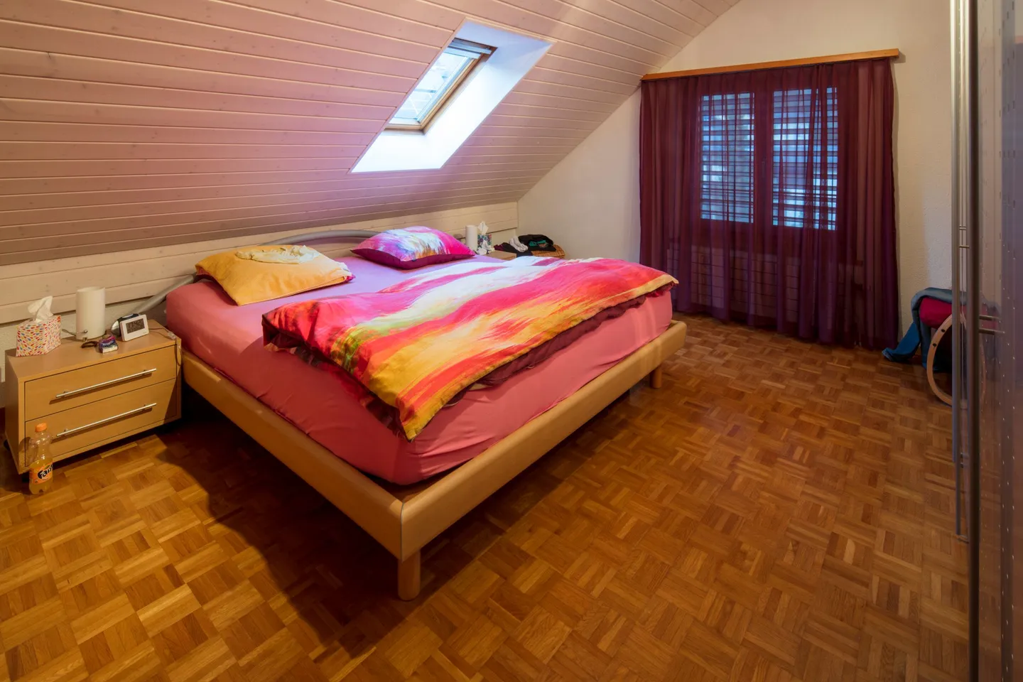 Ampio appartamento duplex di 5,5 locali con balcone a Ziefen - Foto 4 di 12