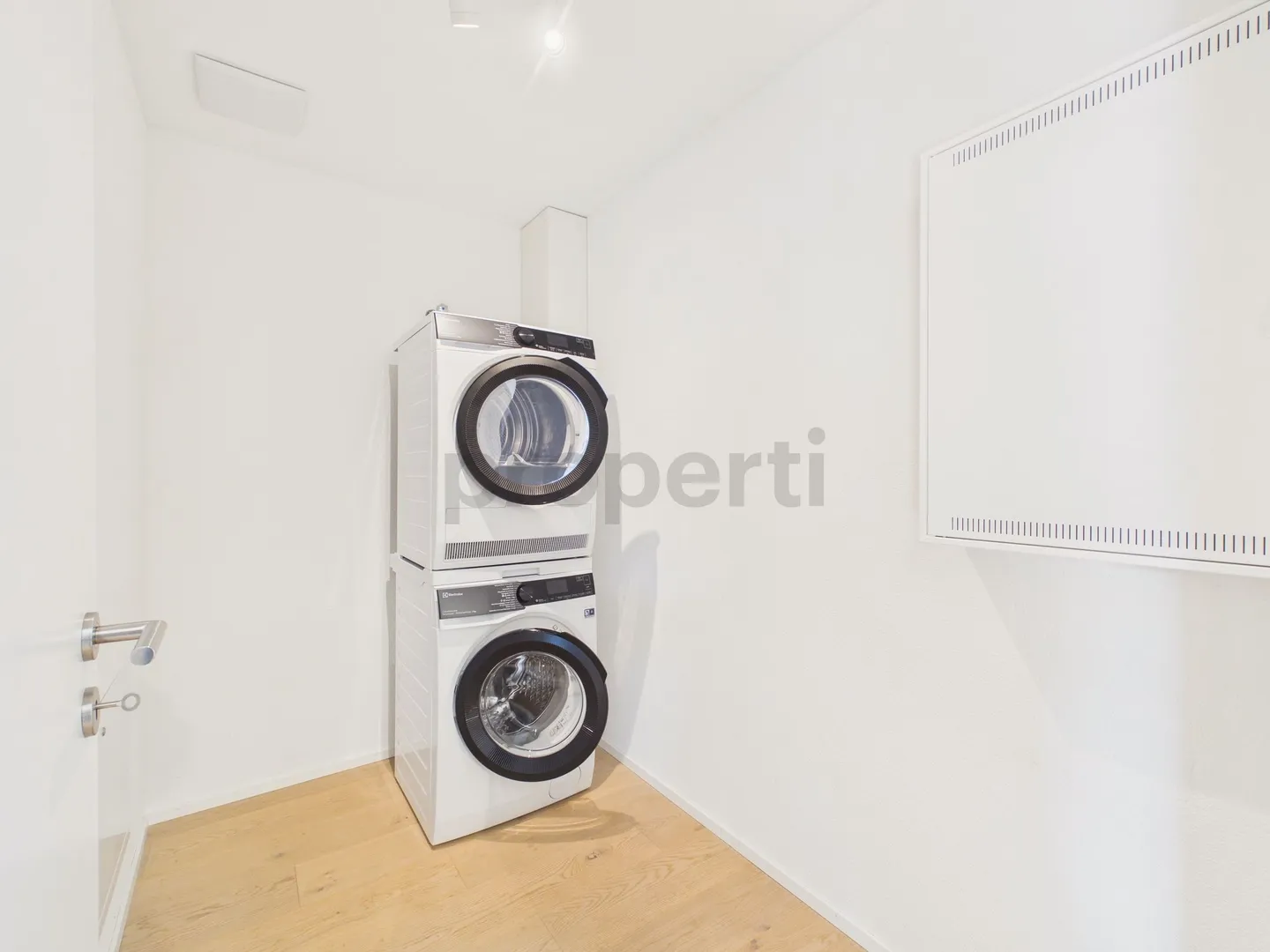 Moderne Maisonette mit Balkon - Foto 11 von 13