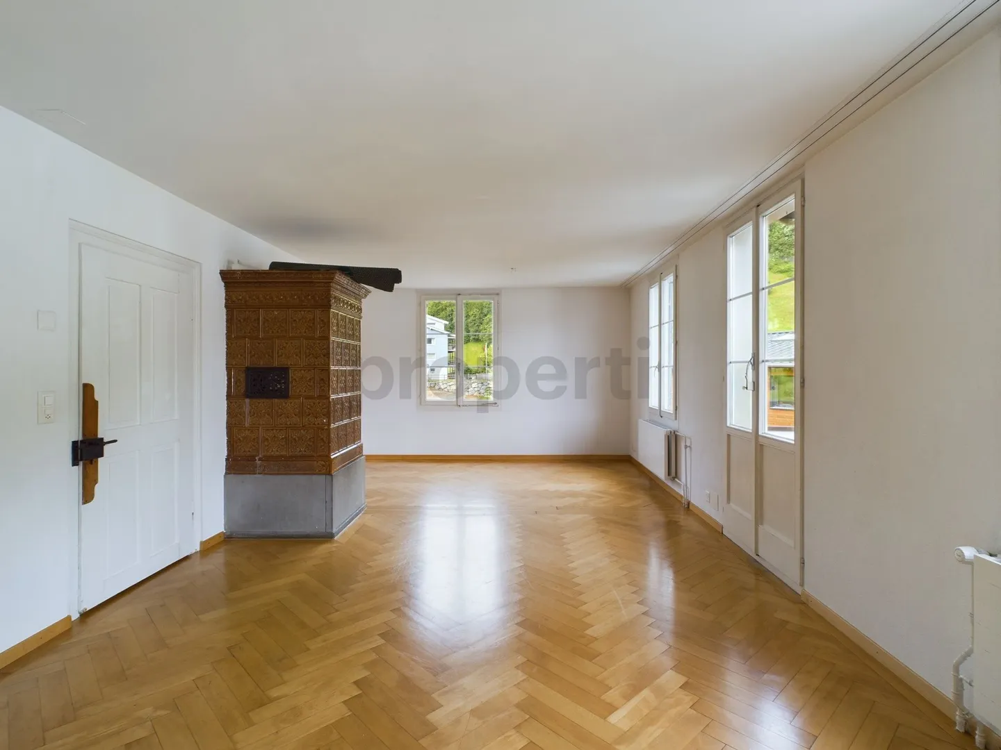 Gemütliche 3.5-Zimmer Wohnung/Hausteil mit Garten in Morschach - Foto 1 von 8