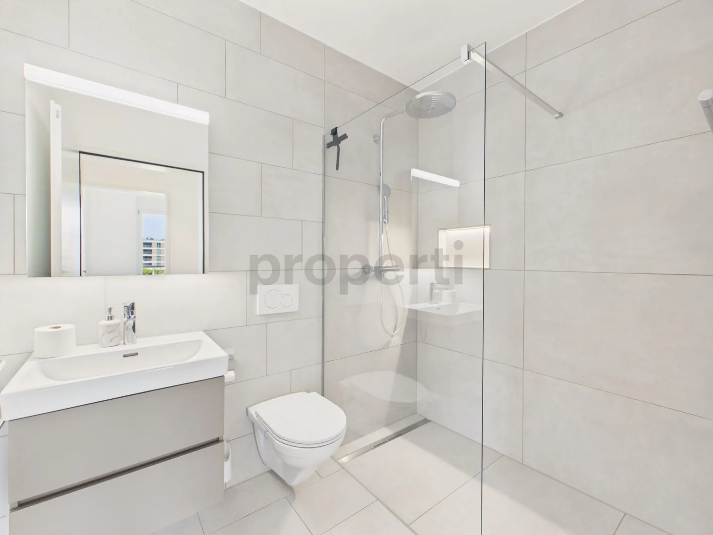 Modern 5.5-room apartment with balcony, Emmen - Photo 10 of 13