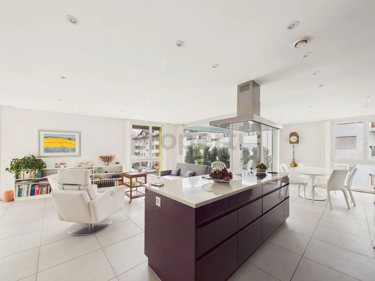 Moderno appartamento di 4 stanze con loggia nel centro di Wädenswil - Foto 6 di 13