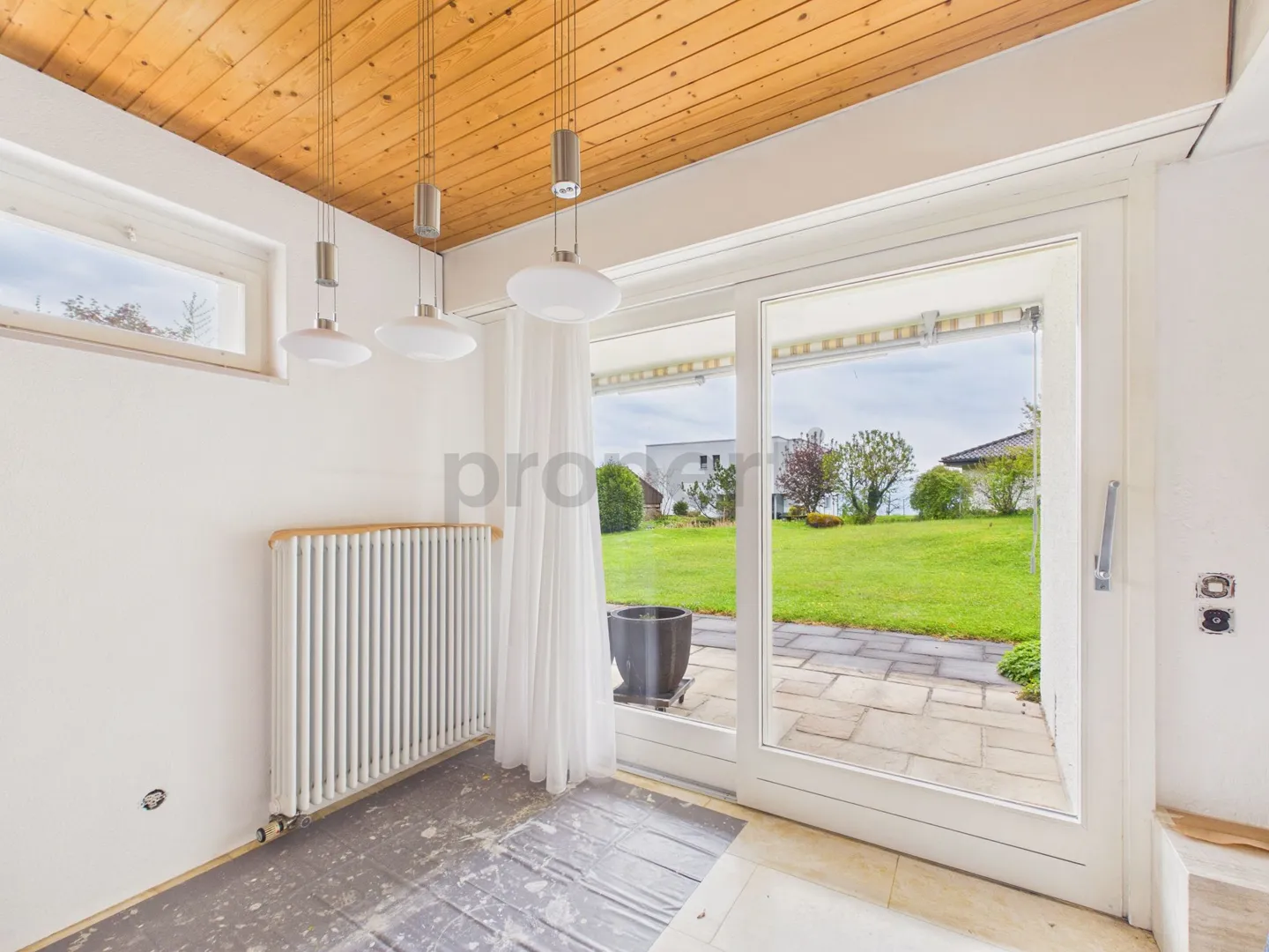 Charmantes Familienhaus mit Garten - Foto 9 von 12