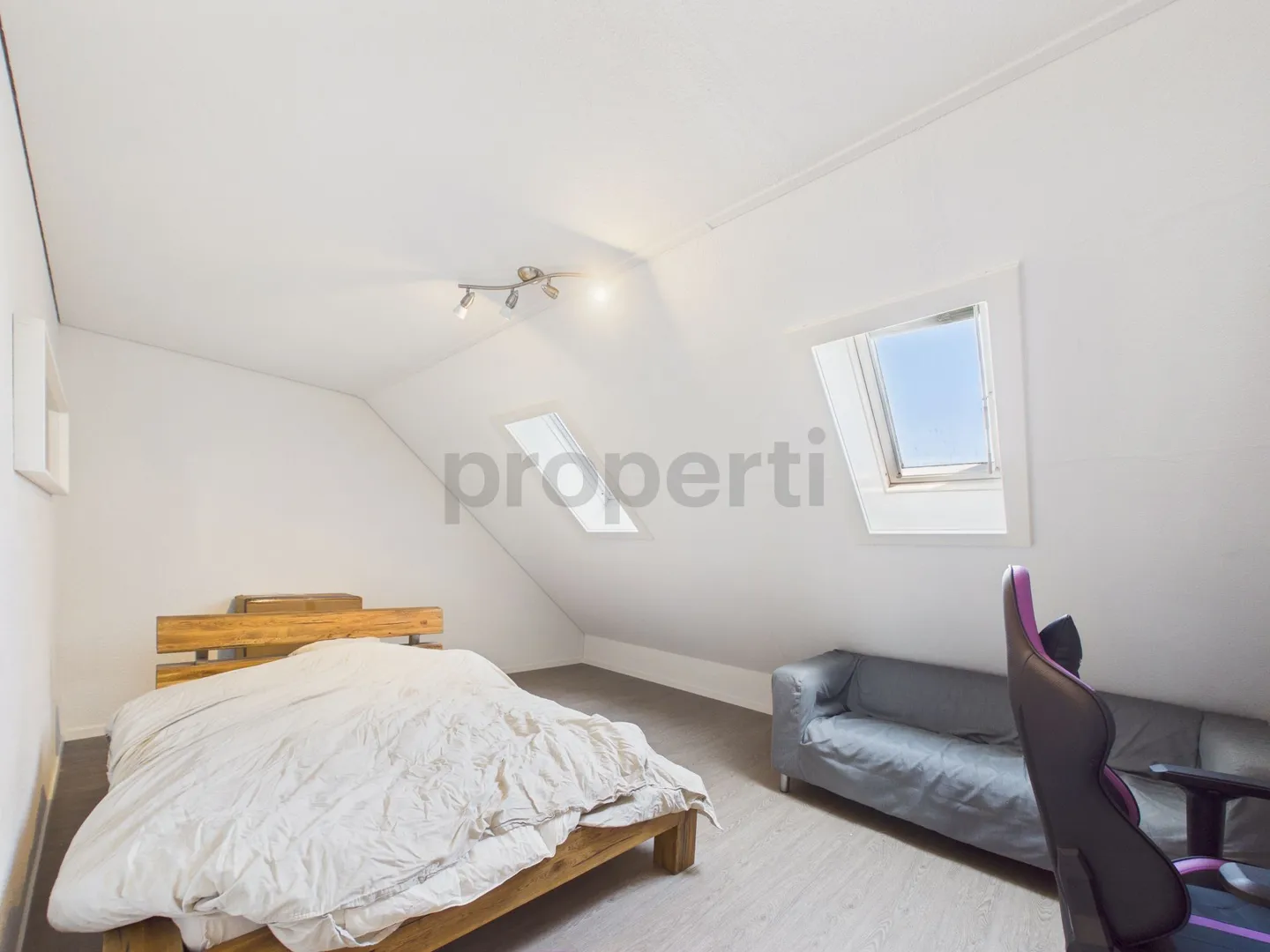 Stylish Townhouse in Lommis - Photo 8 of 13