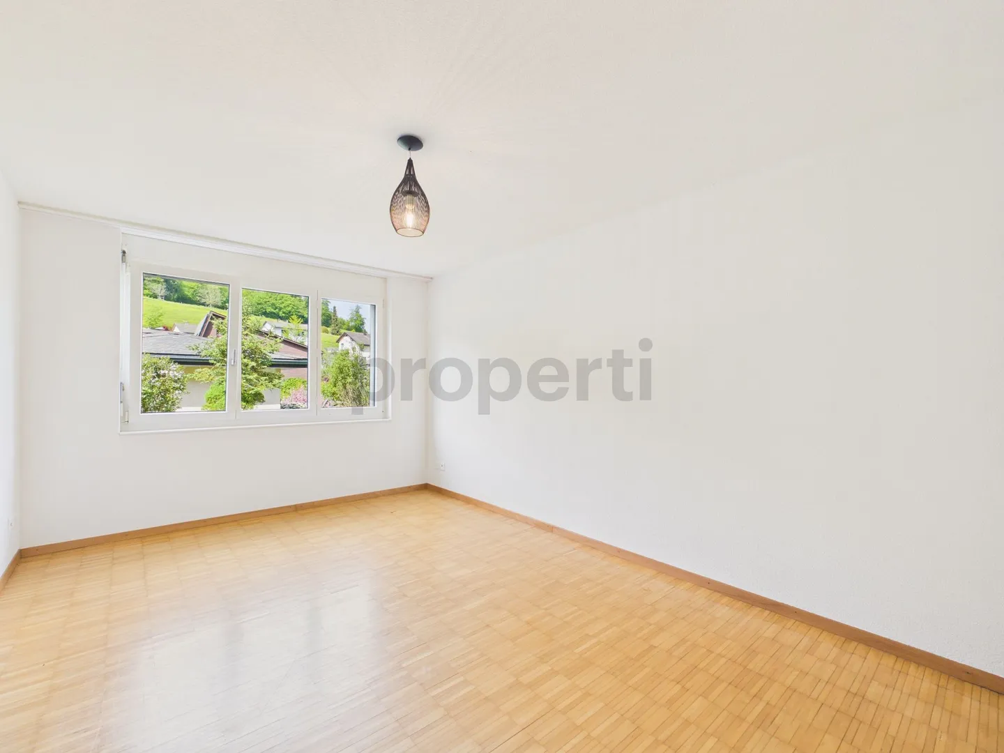 Private 3.5-Room Garden Apartment in the Idyllic Killwangen - Photo 7 of 12