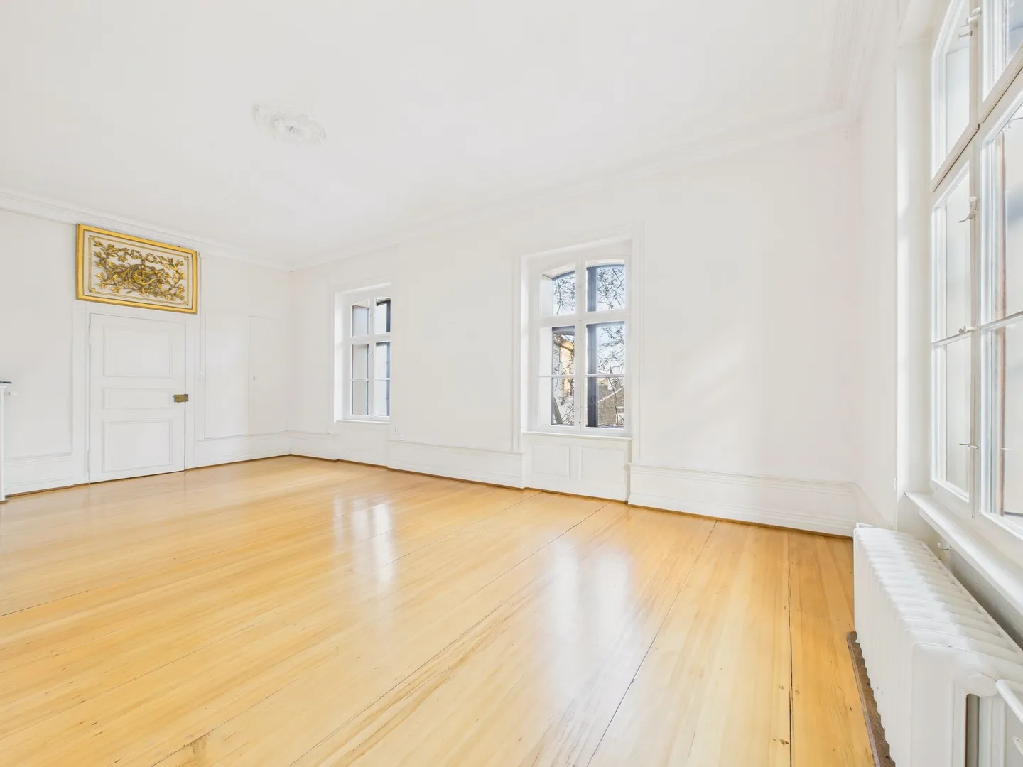 Exclusive 5.5-room apartment in the heart of Basel (temporary until July 2026) - Photo 2 of 13