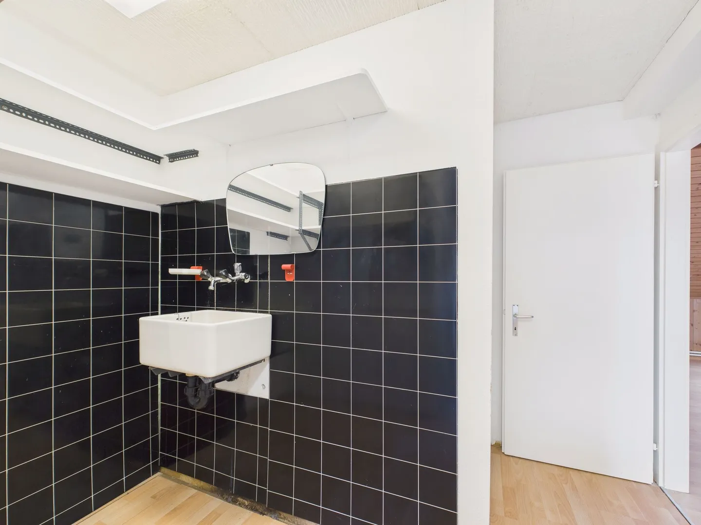 Attraktive und sehr grosse 173m2 Maisonette-Wohnung in Allschwil, BL - 24 Monate befristet bis Ende 2027 - Foto 11 von 13