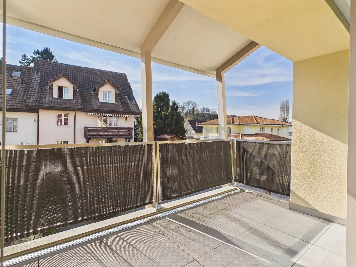 Moderne Maisonette mit Balkon - Foto 5 von 13