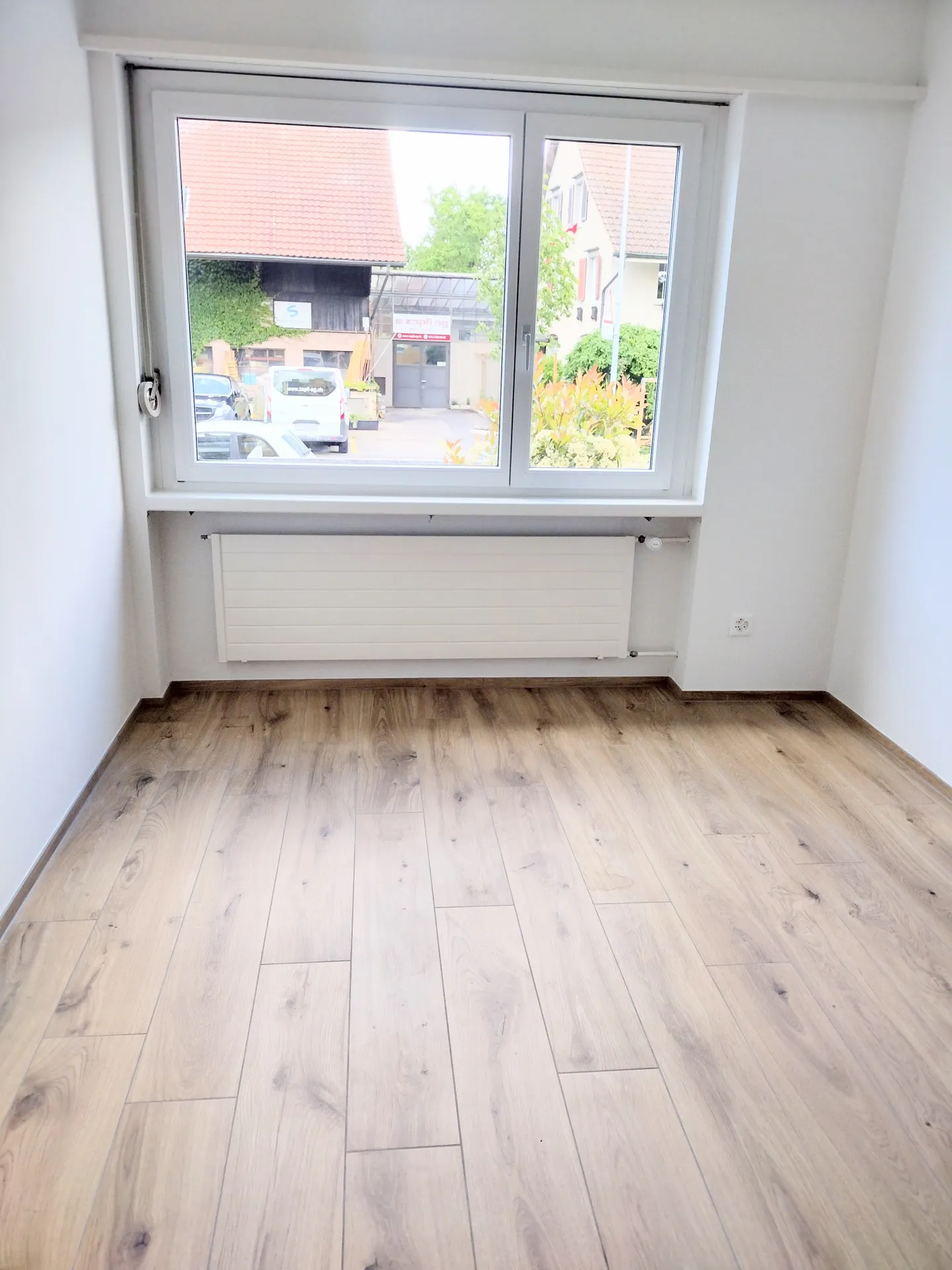 Appartement de jardin 3.5 pièces récemment rénové et central à Uster - Photo 5 sur 8
