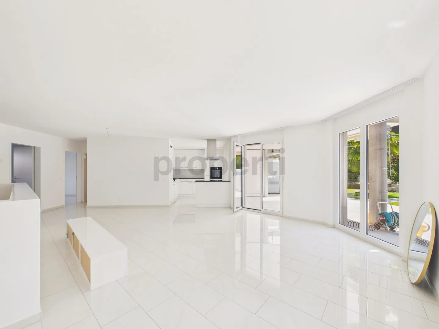 Modern 4.5-room apartment with lift and cellar, Eglisau - Photo 2 of 13