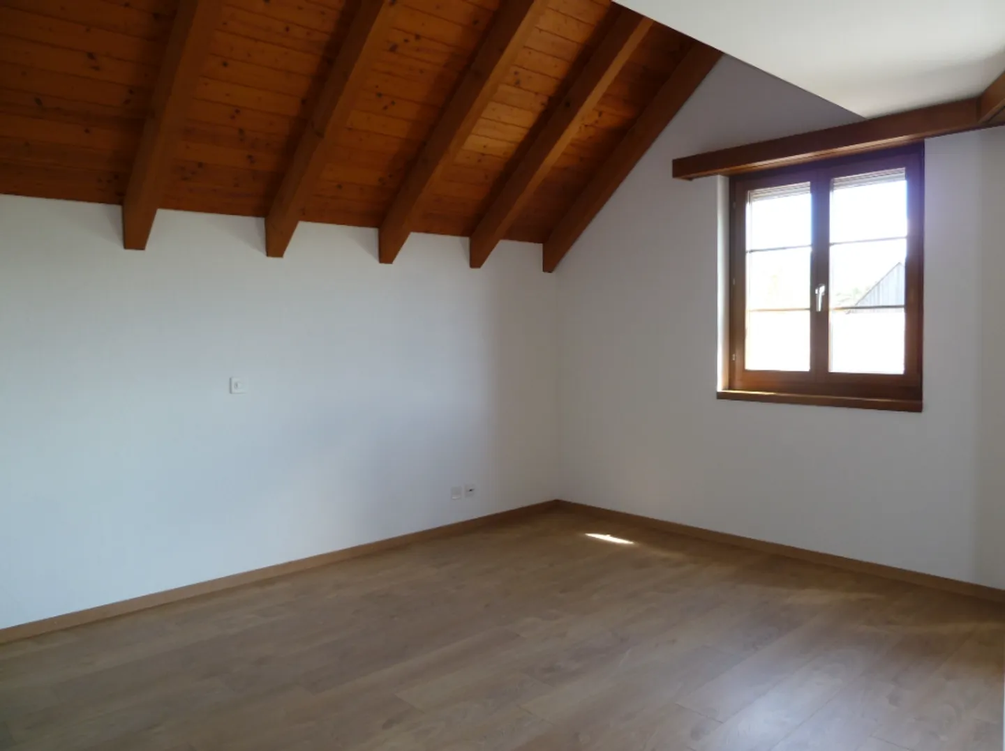 Maisonette luminosa, balcone soleggiato e riscaldamento a pavimento efficiente - Foto 8 di 12