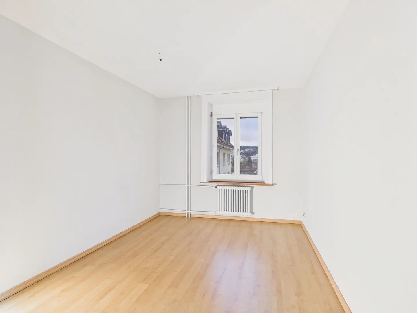 Cozy 5-Room Apartment in St. Gallen - Photo 7 of 12