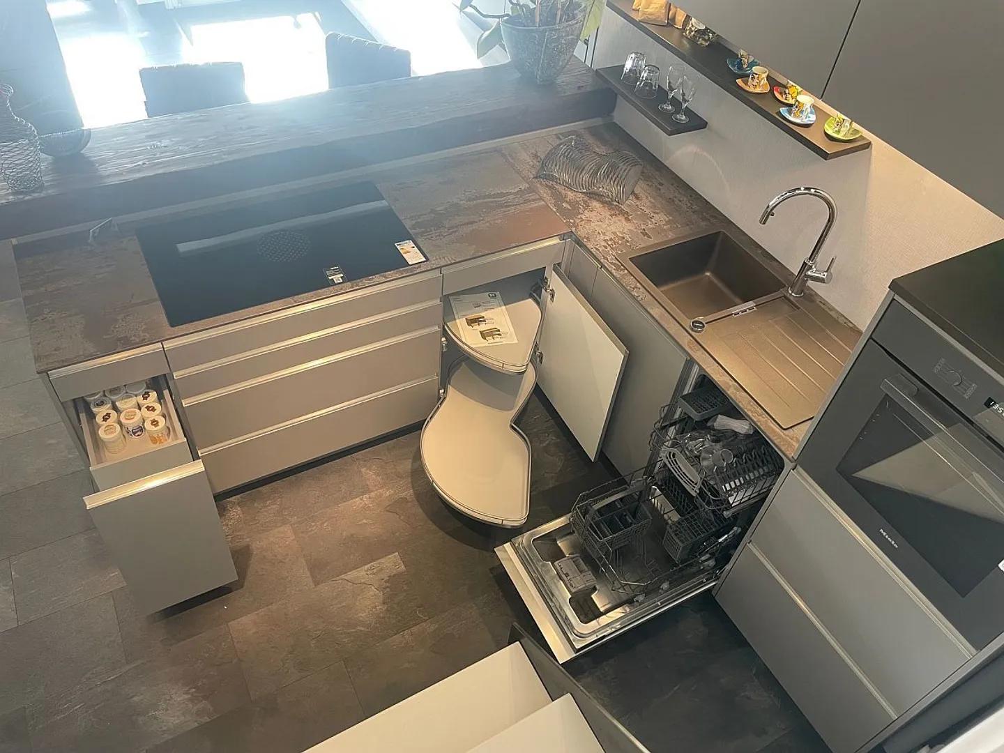 Sonnige 2.5-Zimmer-Wohnung mit Idylle in Luchsingen - Foto 8 von 12