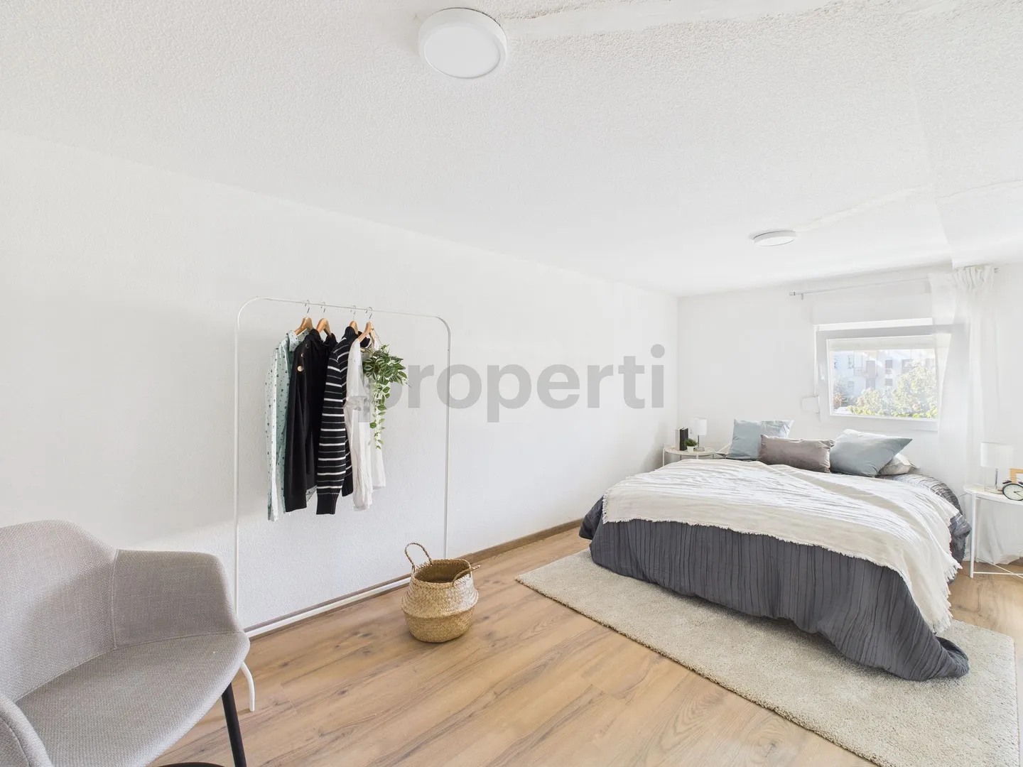 Charming 4.5-room apartment in a historic building in Steg VS - Photo 4 of 13