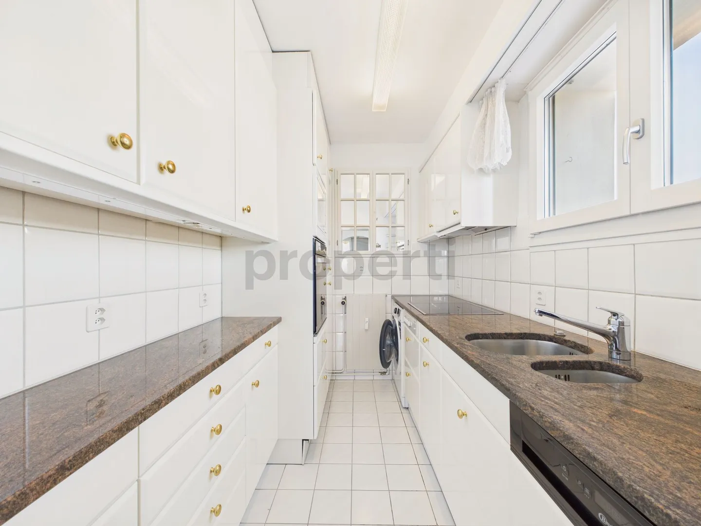 3.5-Zimmer Wohnung mit sonnigem Balkon in Binningen - Photo 2 sur 9