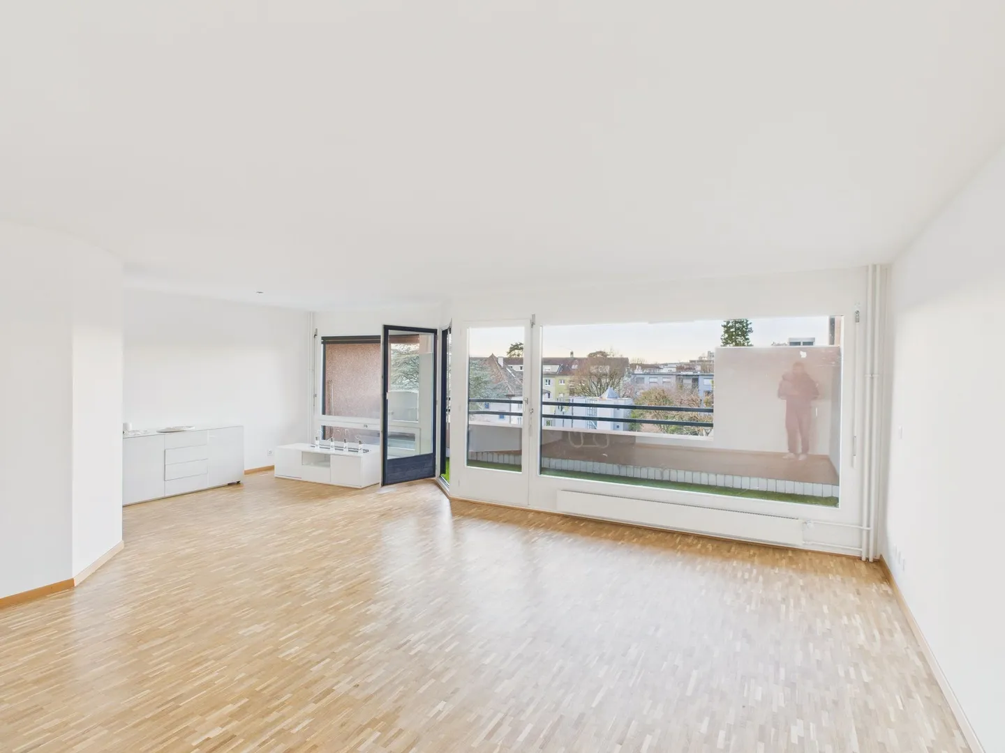 Élégant 4.5 pièces  appartement avec balcon à Nyon - Photo 1 sur 9