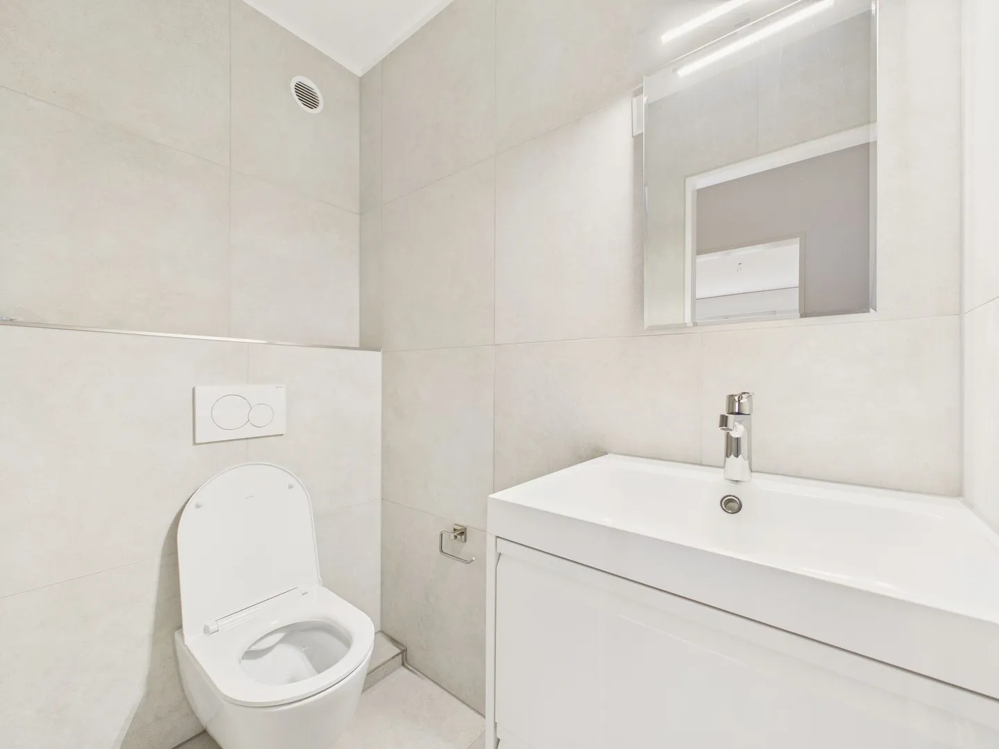 Bright 3.5-room apartment with balcony in Brugg - Photo 8 of 11