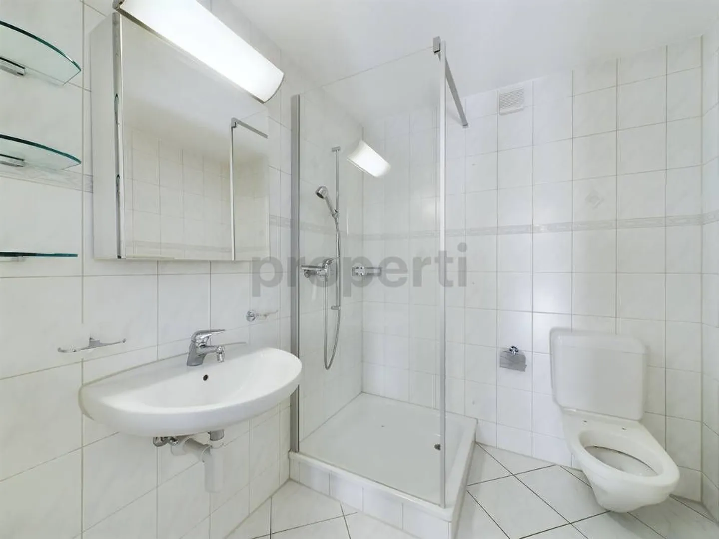 Newly renovated 1-room apartment with cellar, Diessbach near Büren - Photo 4 of 6