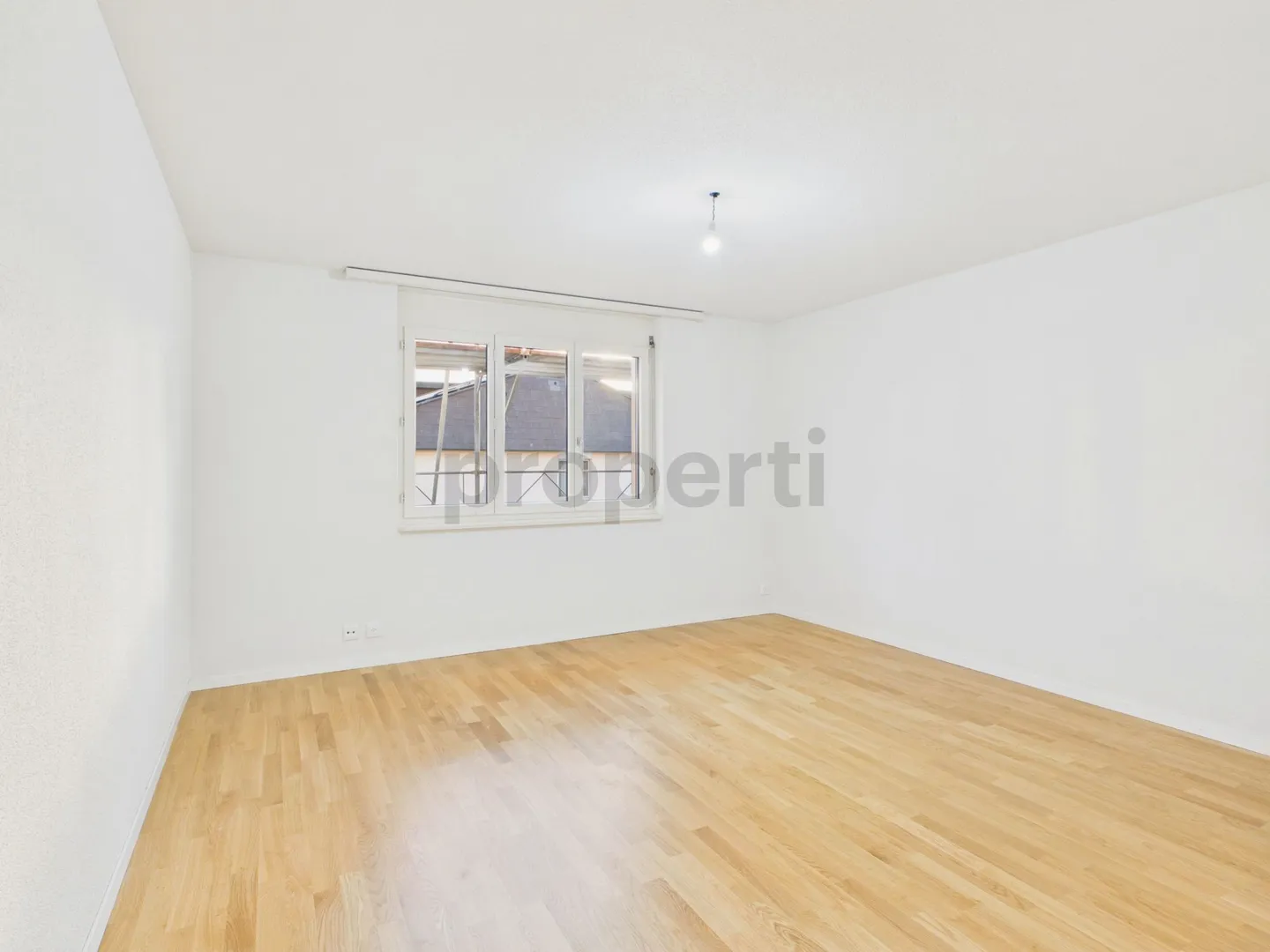 Renovierte Wohnung mit Garten - Foto 5 von 12